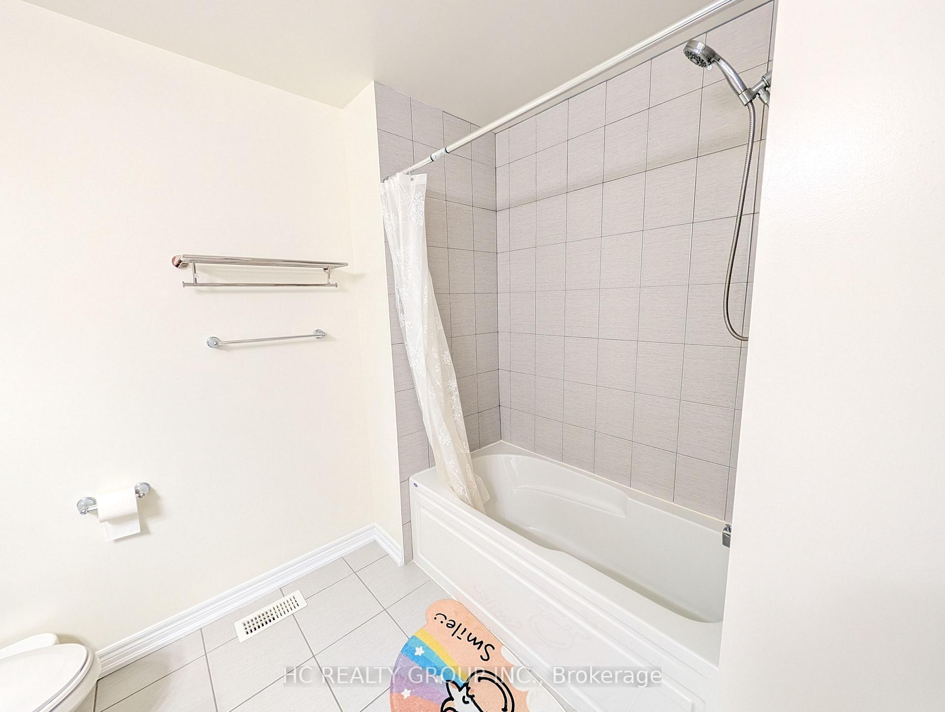 Photo 5 of 15 Tabaret Crescent, Oshawa, Windfields — HOMEH