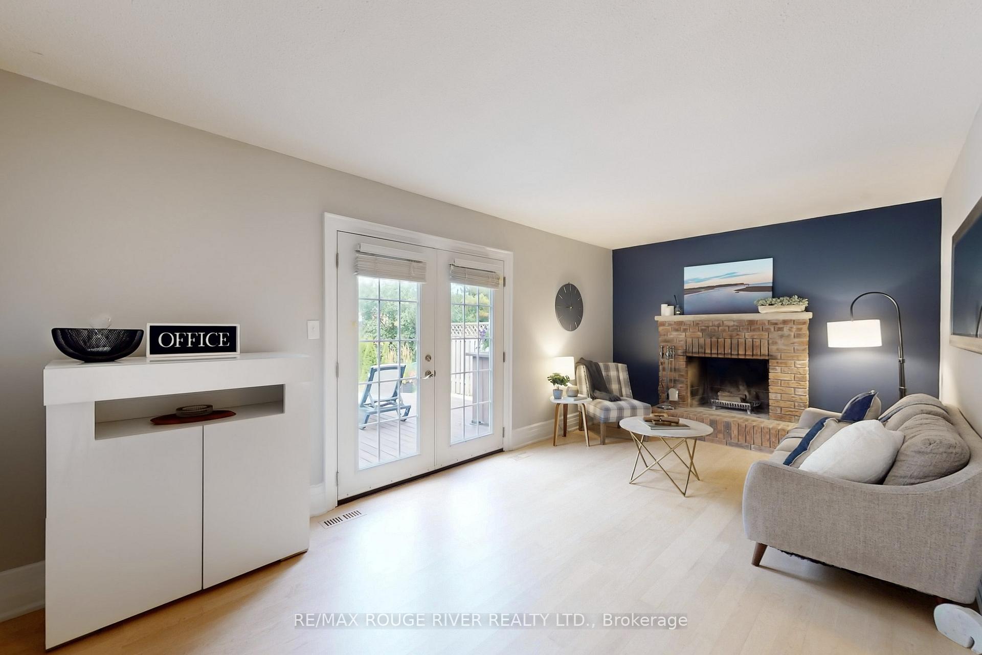Photo 9 of 1773 Bronte Square, Pickering, Liverpool — HOMEH