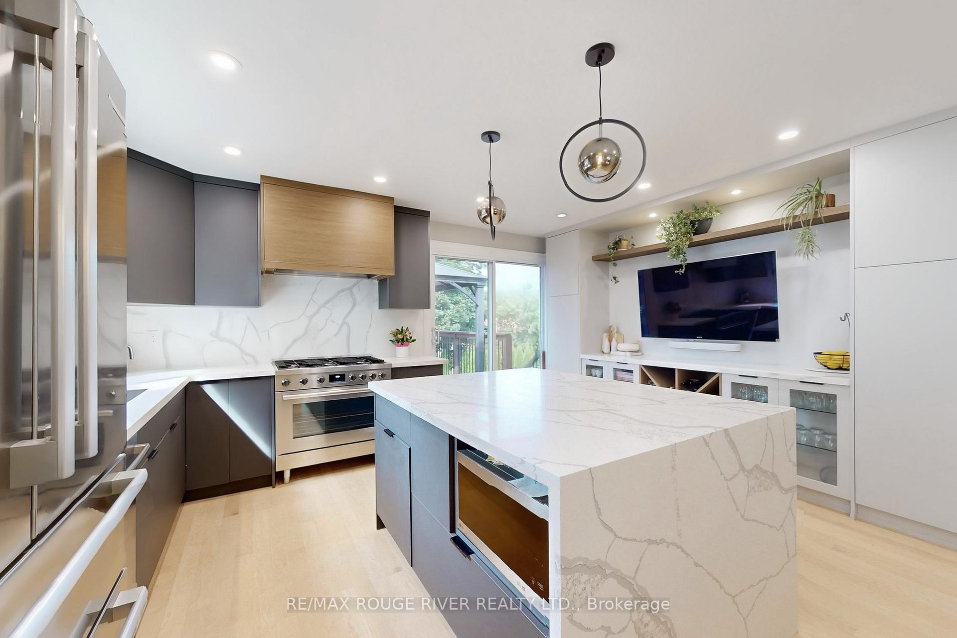Photo 15 of 1773 Bronte Square, Pickering, Liverpool — HOMEH