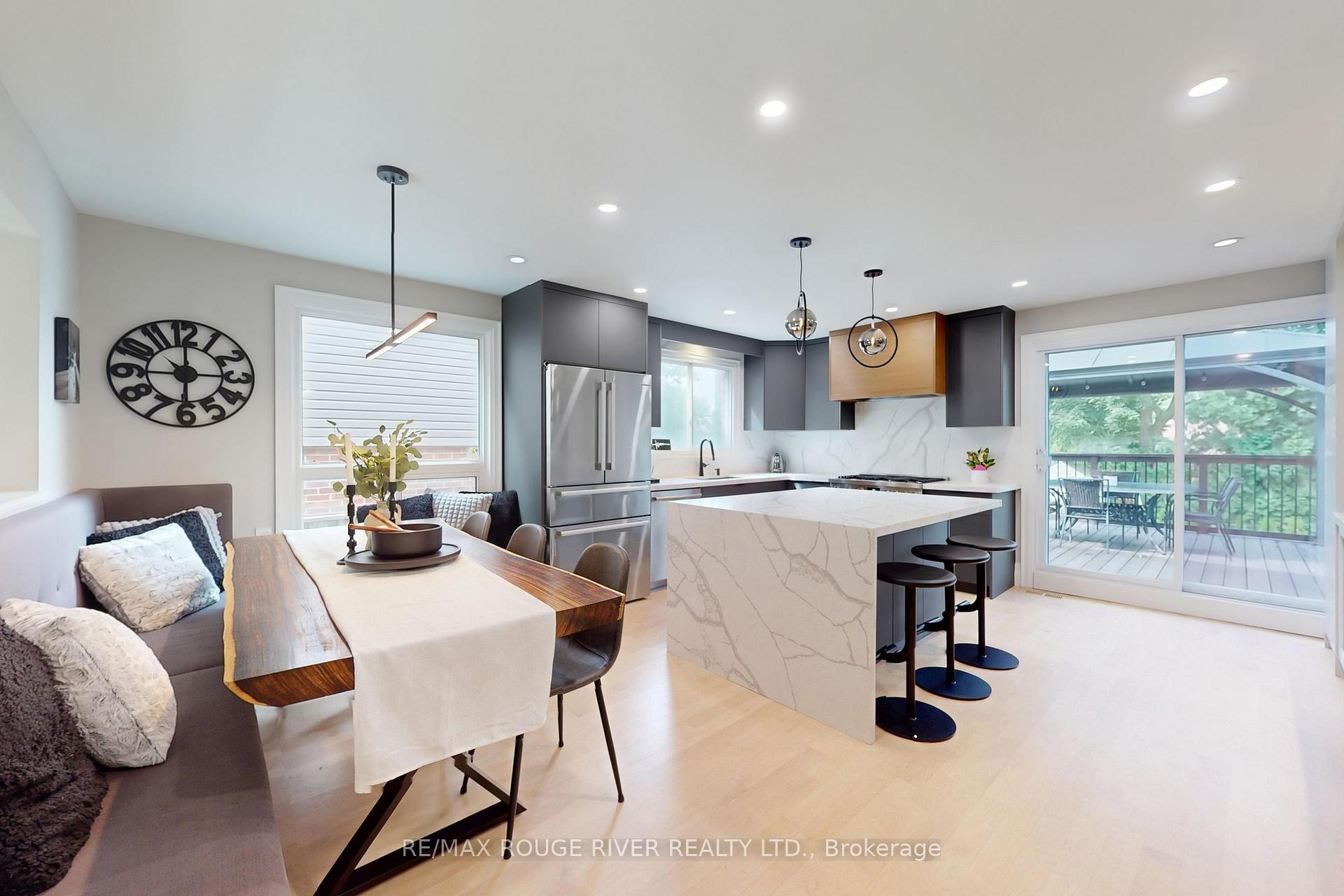 Photo 16 of 1773 Bronte Square, Pickering, Liverpool — HOMEH