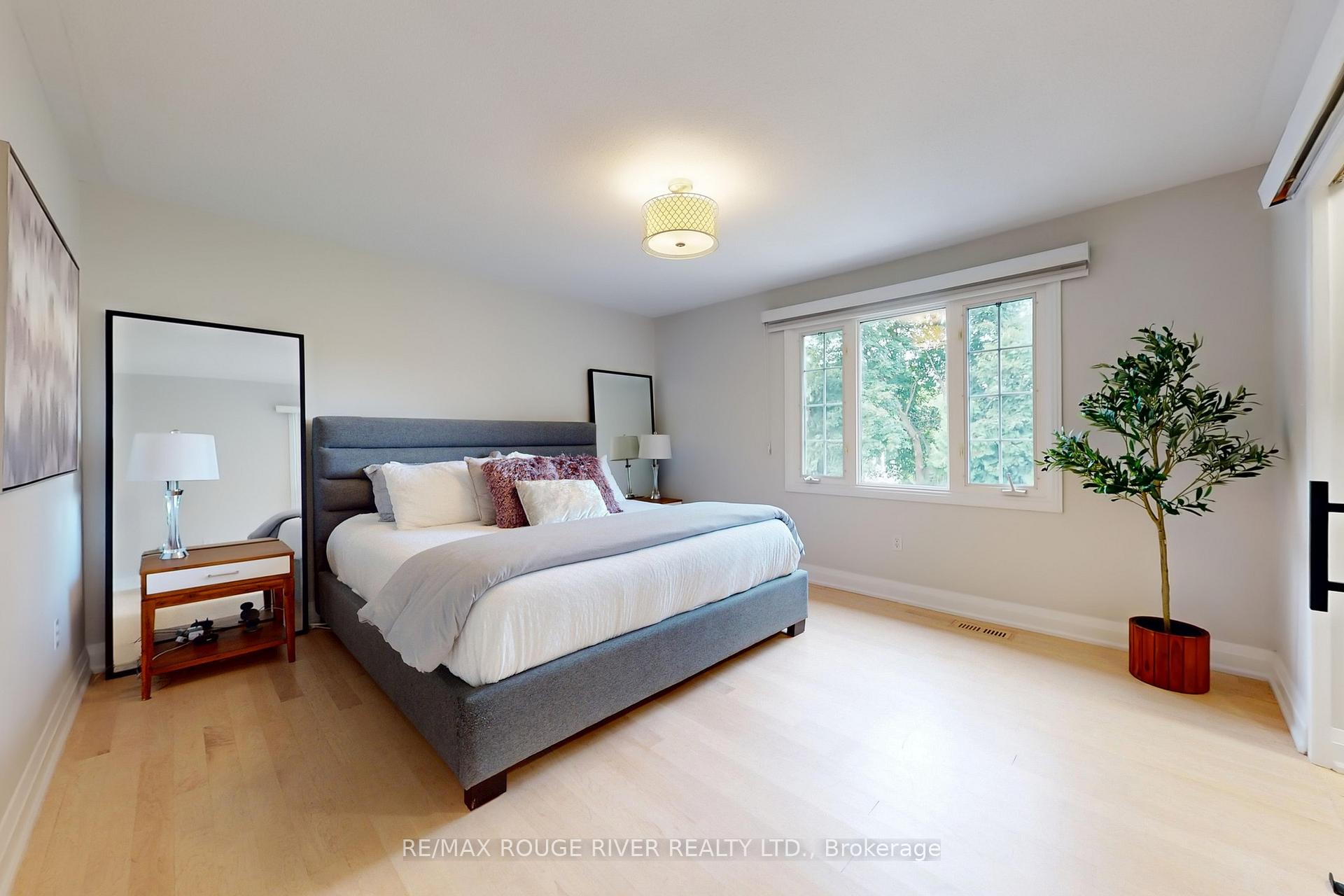 Photo 18 of 1773 Bronte Square, Pickering, Liverpool — HOMEH
