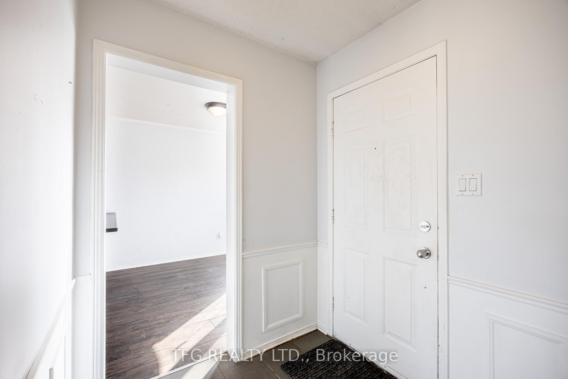 Photo 3 of 1475 Major Oaks Road, Pickering, Brock Ridge — HOMEH