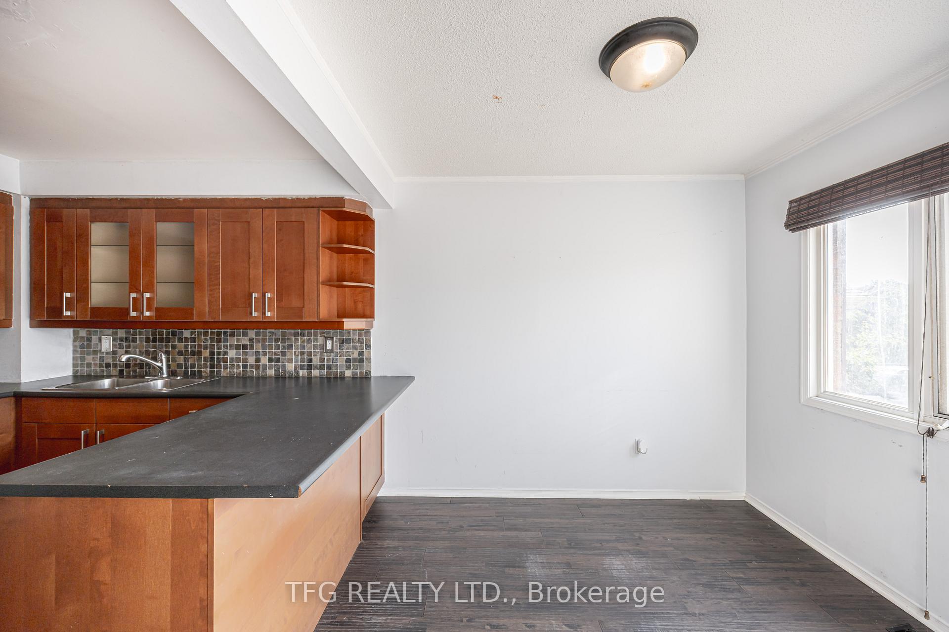 Photo 4 of 1475 Major Oaks Road, Pickering, Brock Ridge — HOMEH