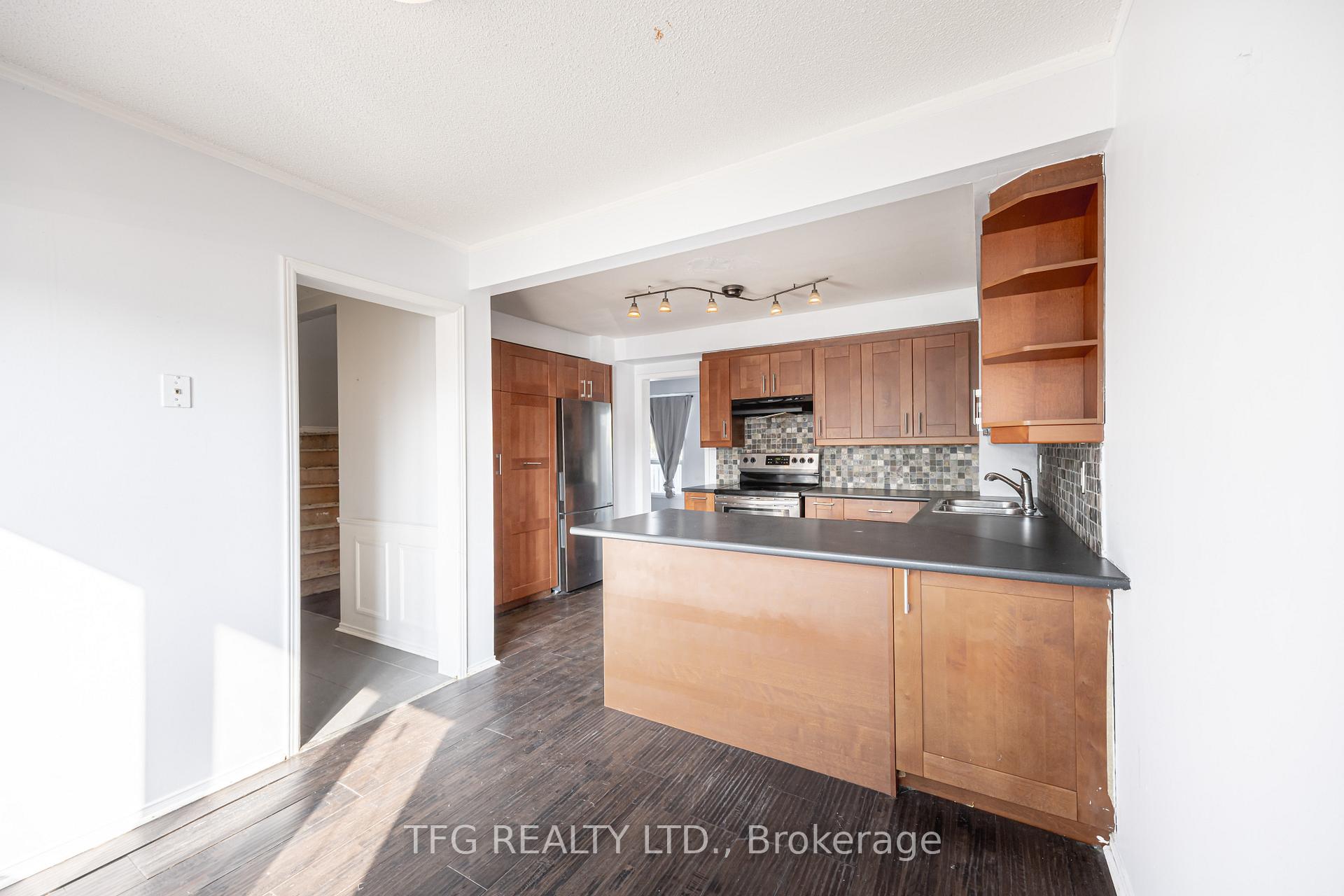 Photo 6 of 1475 Major Oaks Road, Pickering, Brock Ridge — HOMEH
