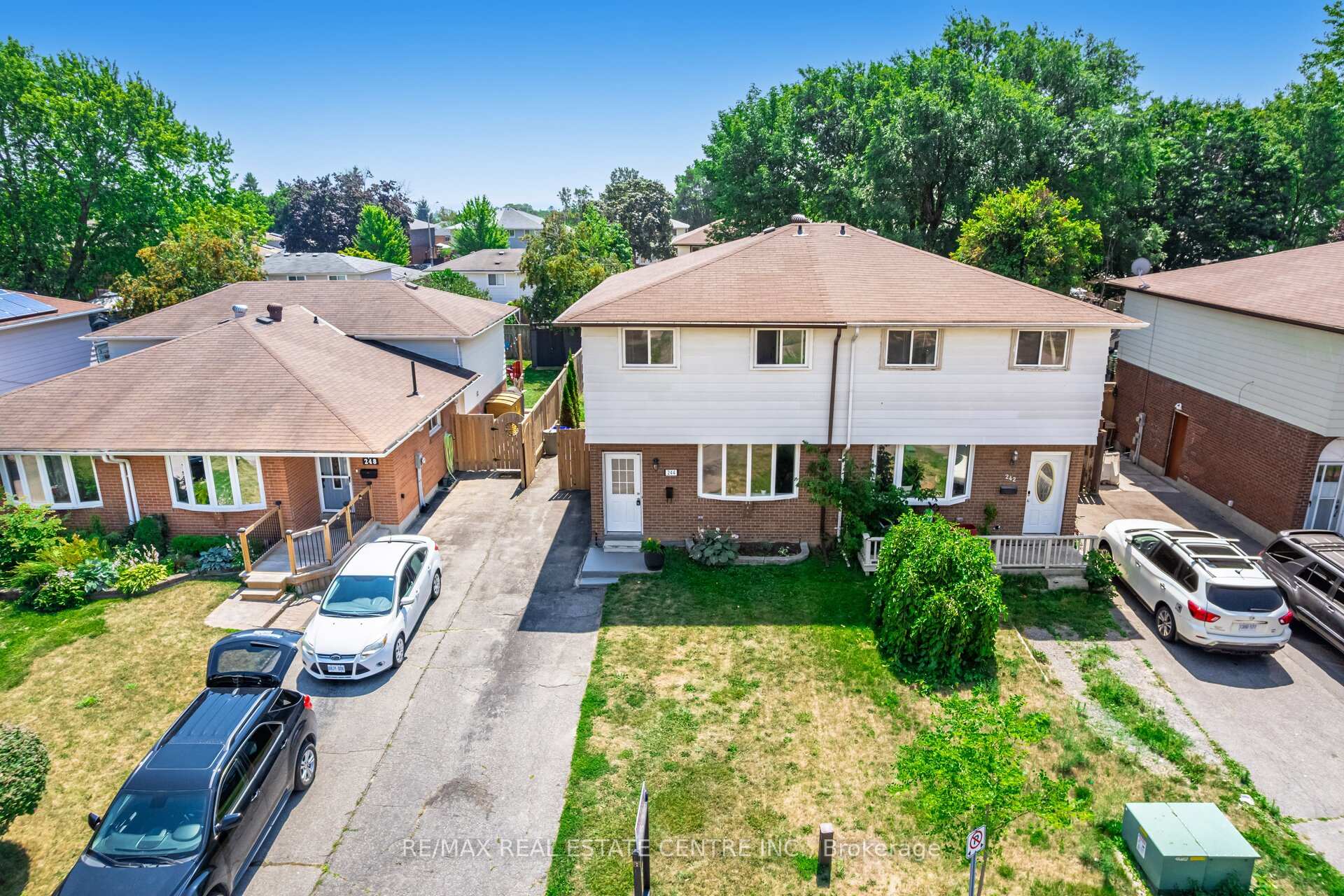 Photo 2 of 244 Kinmount Crescent, Oshawa, Lakeview — HOMEH