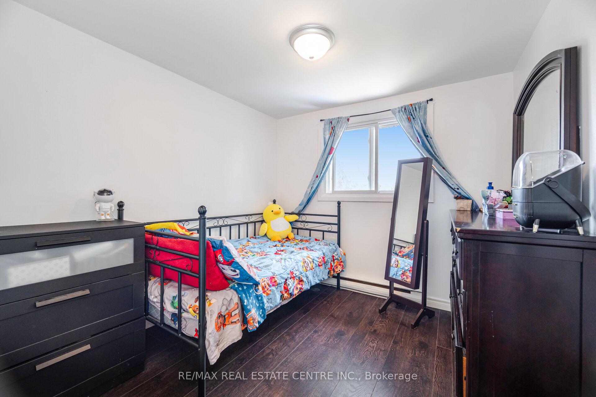 Photo 27 of 244 Kinmount Crescent, Oshawa, Lakeview — HOMEH