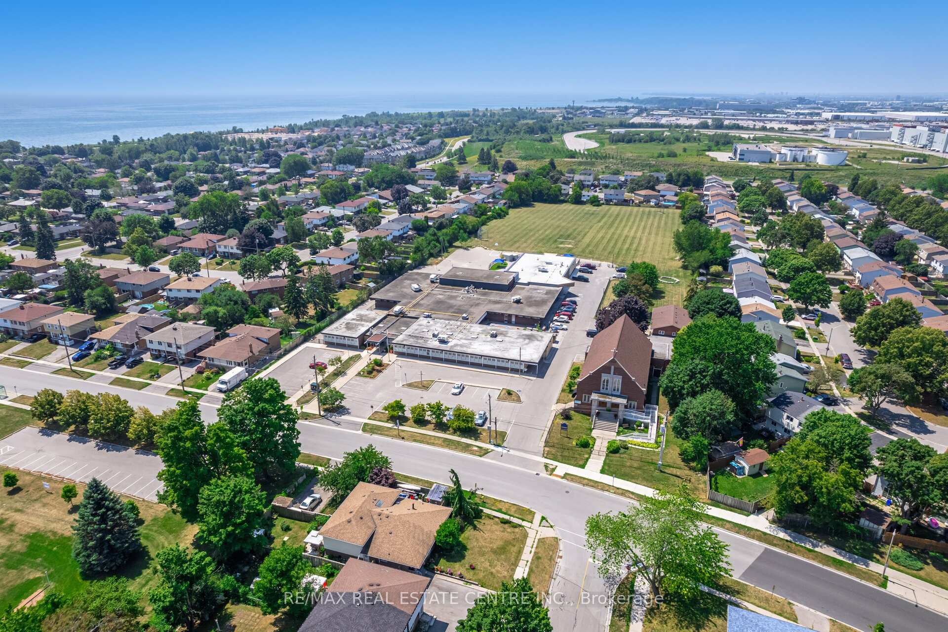 Photo 45 of 244 Kinmount Crescent, Oshawa, Lakeview — HOMEH