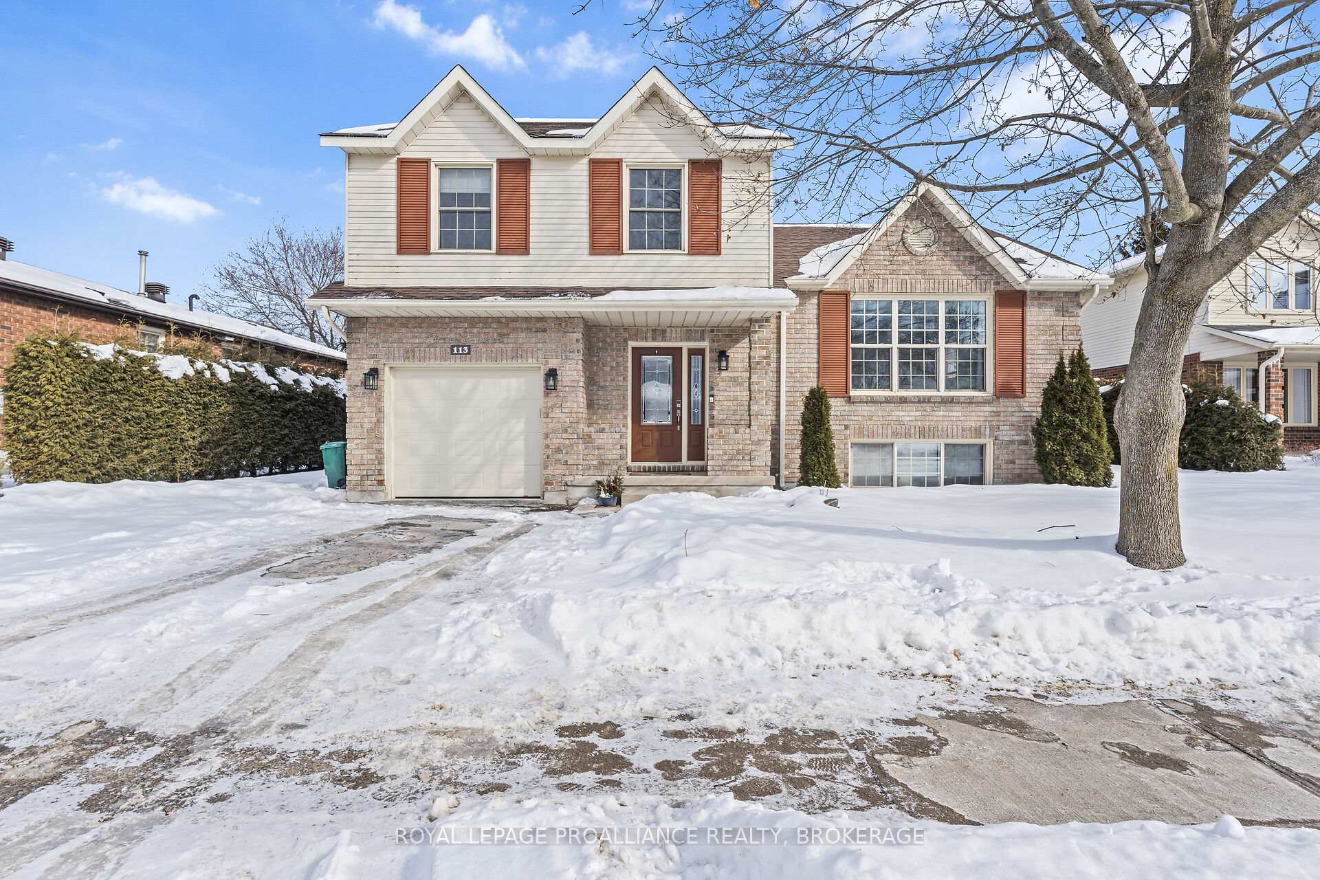Photo 2 of 113 Greenlees Drive, Kingston, Kingston East (Incl Barret Crt) — HOMEH