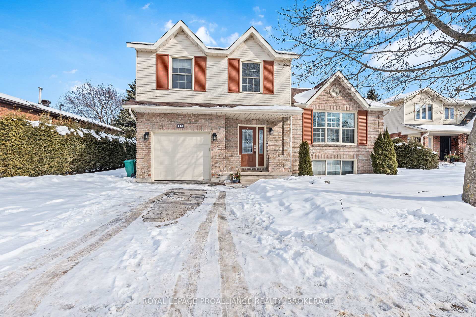 Photo 4 of 113 Greenlees Drive, Kingston, Kingston East (Incl Barret Crt) — HOMEH