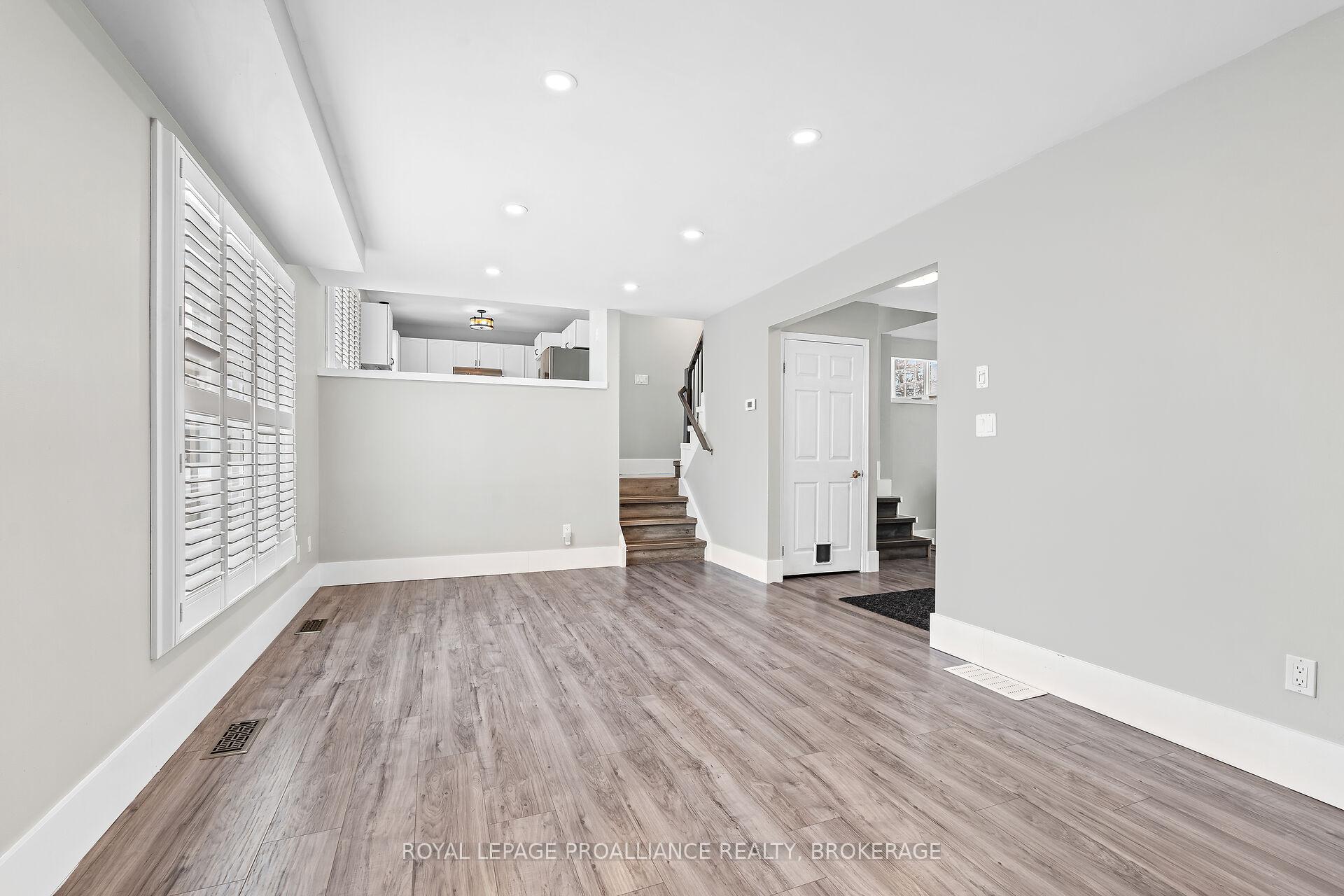 Photo 11 of 113 Greenlees Drive, Kingston, Kingston East (Incl Barret Crt) — HOMEH