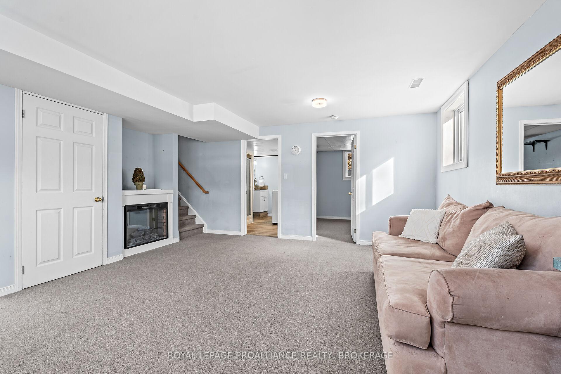 Photo 35 of 113 Greenlees Drive, Kingston, Kingston East (Incl Barret Crt) — HOMEH