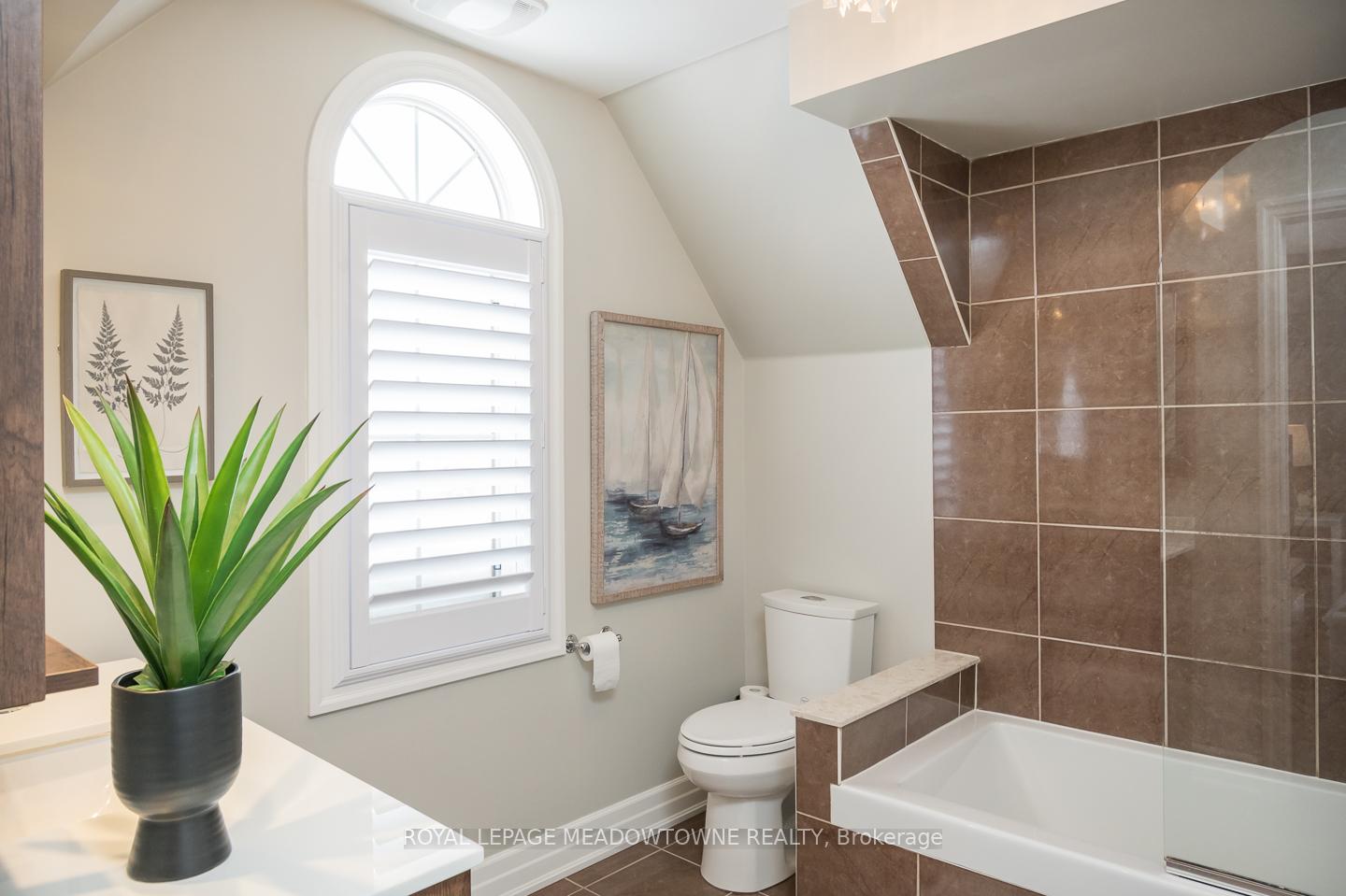 Photo 33 of 200 Holloway Terrace, Milton, Scott — HOMEH