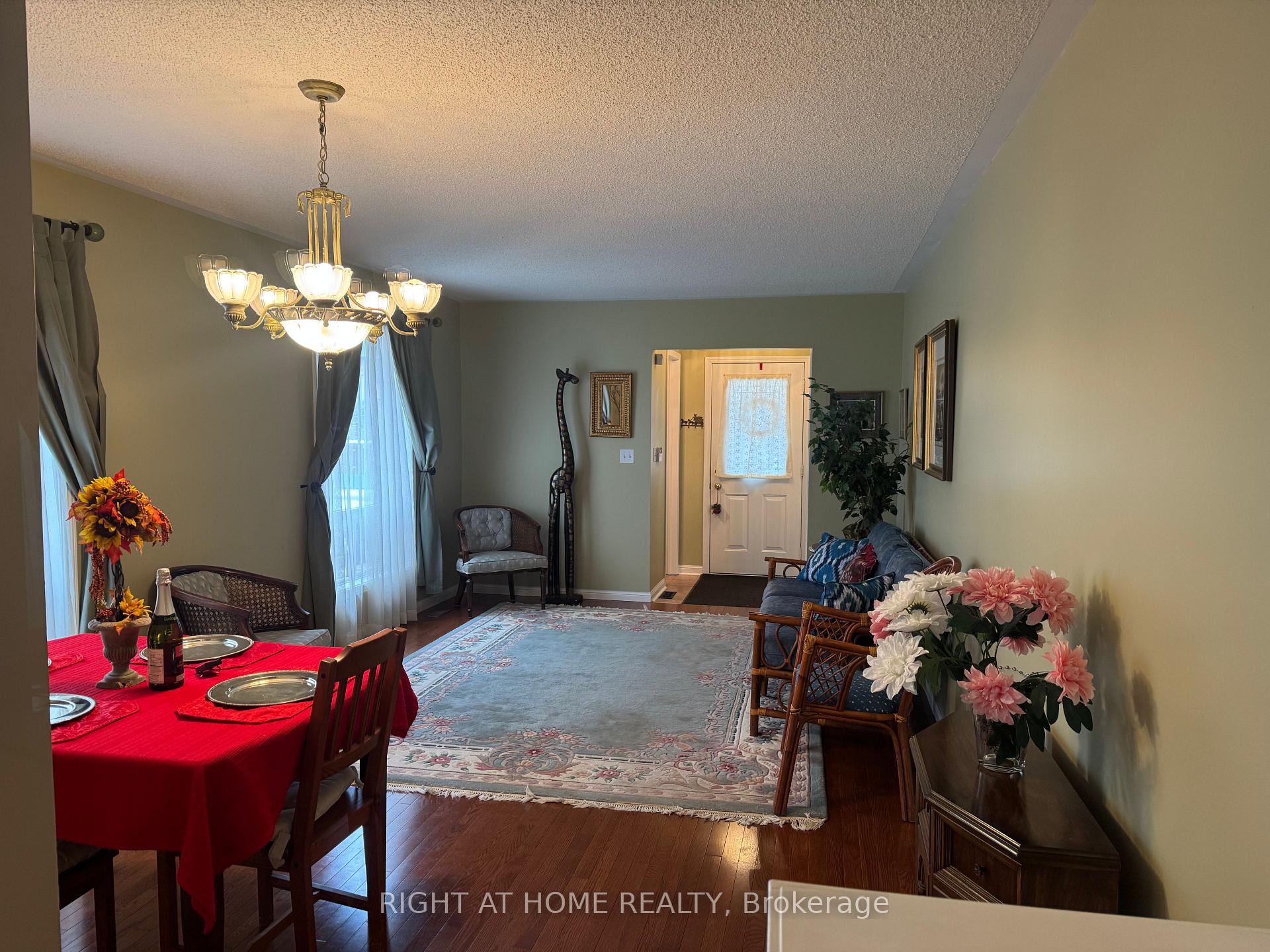 Photo 5 of 1595 Cartwright Crescent, Milton, Clarke — HOMEH