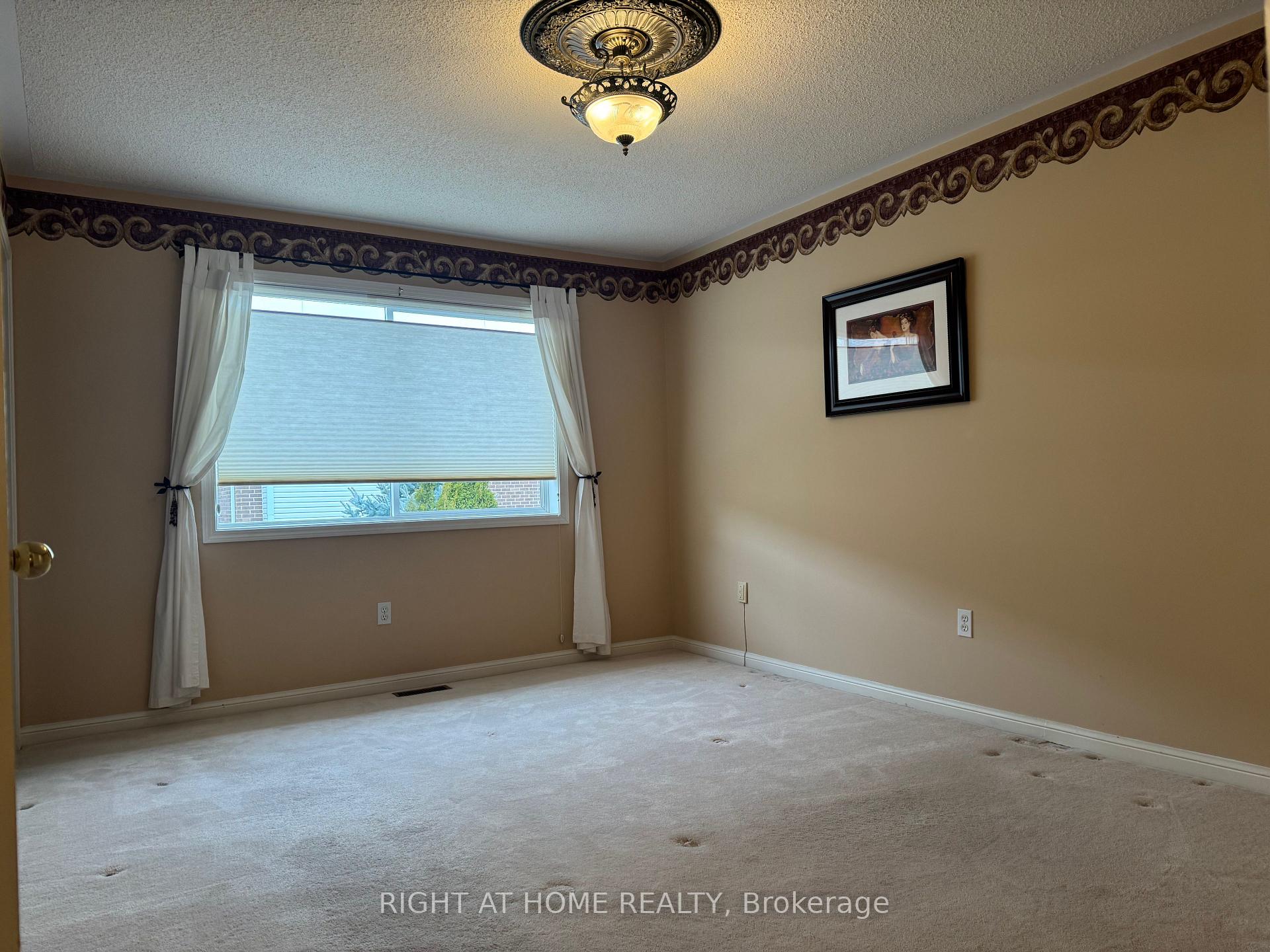 Photo 10 of 1595 Cartwright Crescent, Milton, Clarke — HOMEH