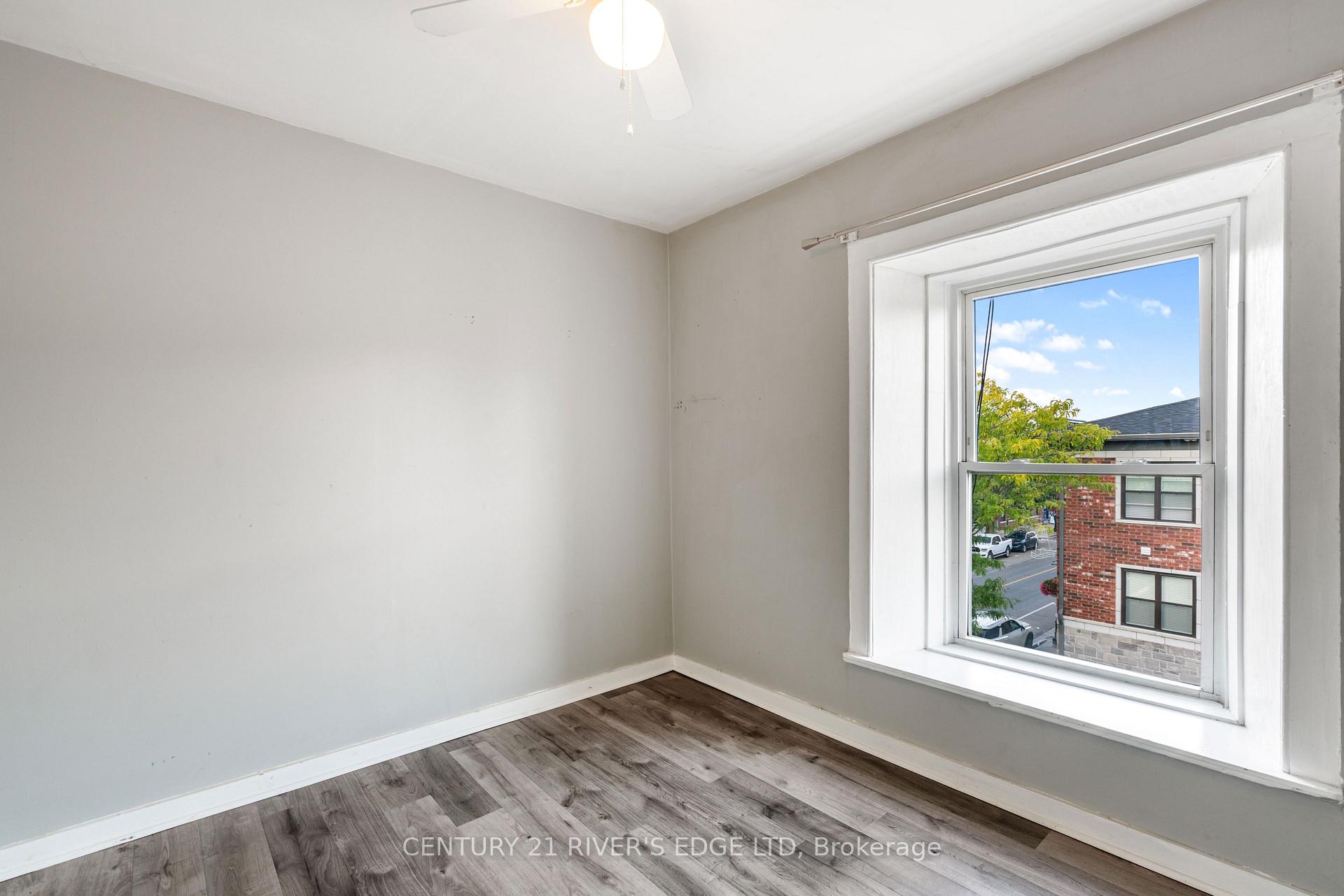 Photo 7 of Unit 4, 183 King Street, Prescott — HOMEH