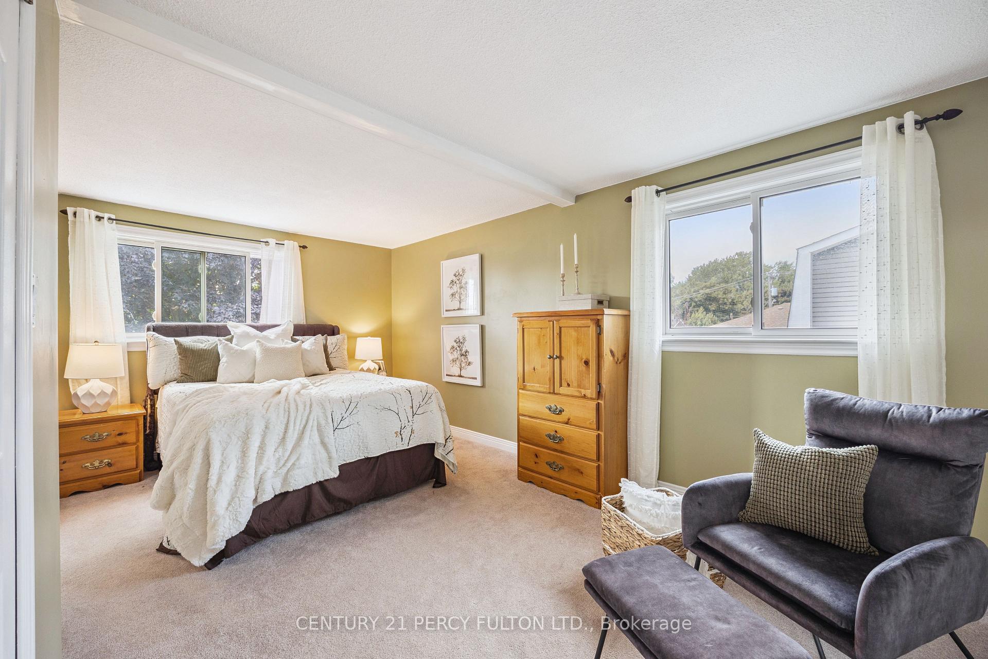 Photo 15 of 232 Grandview Street S, Oshawa, Donevan — HOMEH