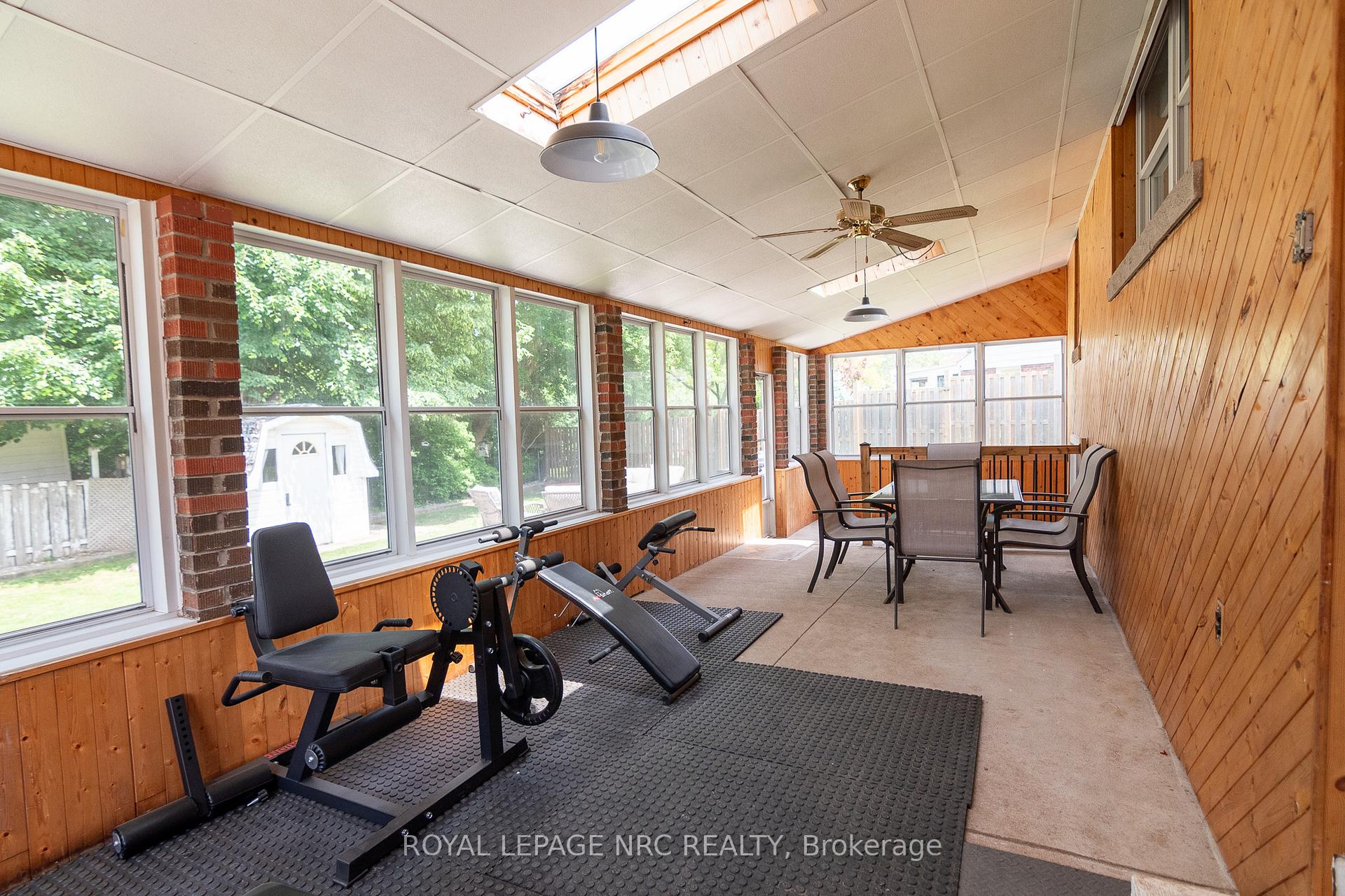 Photo 21 of 6337 Goodsir Crescent, Niagara Falls, Hospital — HOMEH