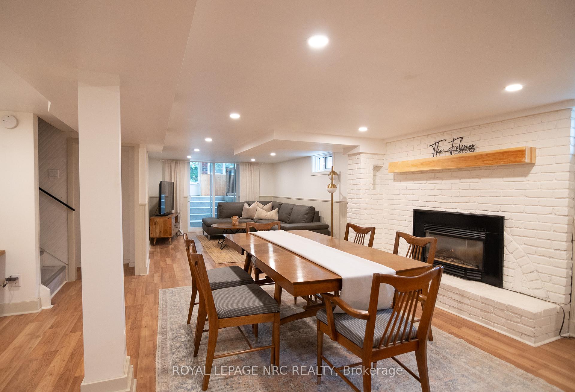 Photo 26 of 6337 Goodsir Crescent, Niagara Falls, Hospital — HOMEH