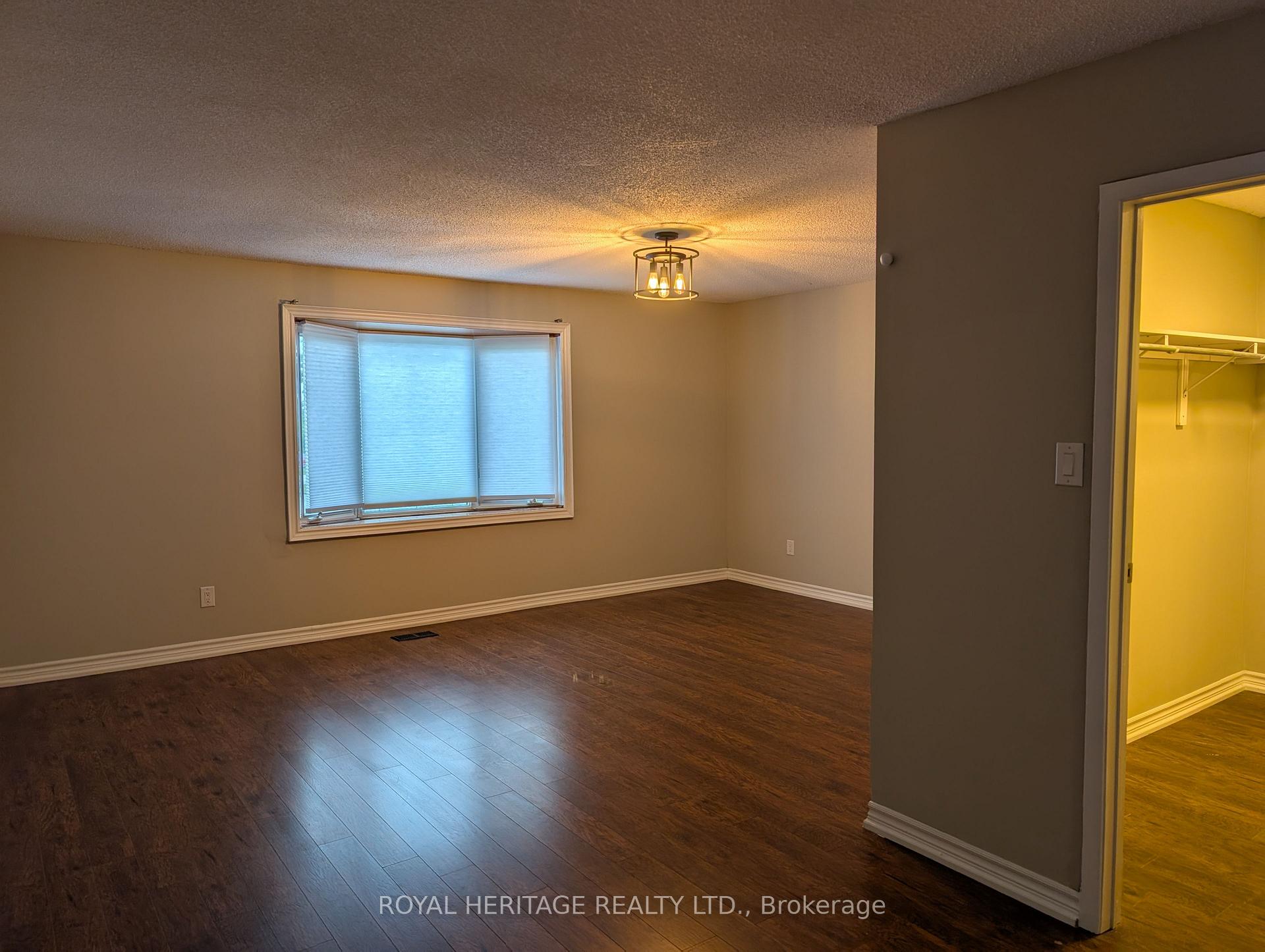 Photo 9 of 600 Creekview Circle, Pickering, West Shore — HOMEH