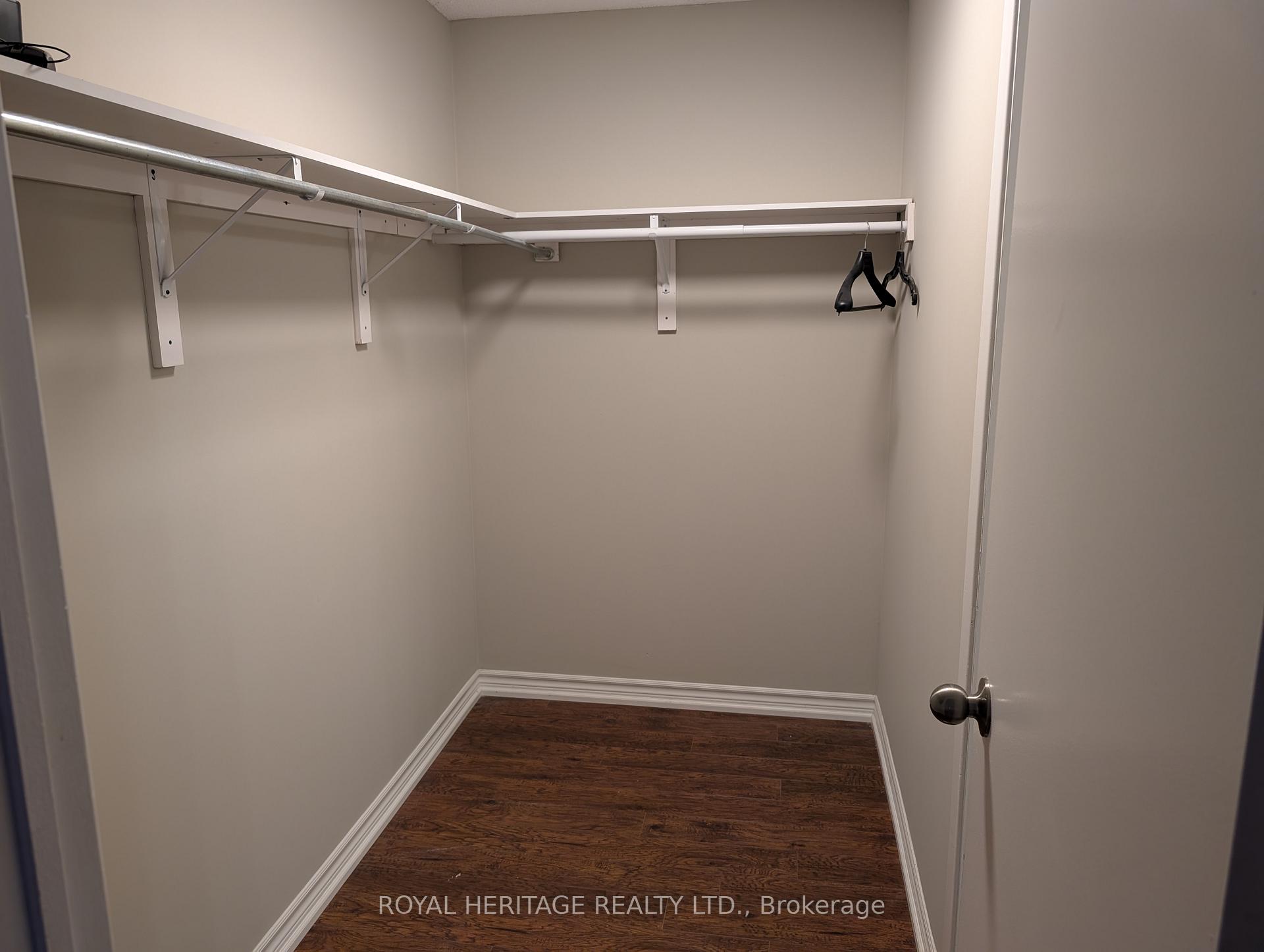 Photo 13 of 600 Creekview Circle, Pickering, West Shore — HOMEH