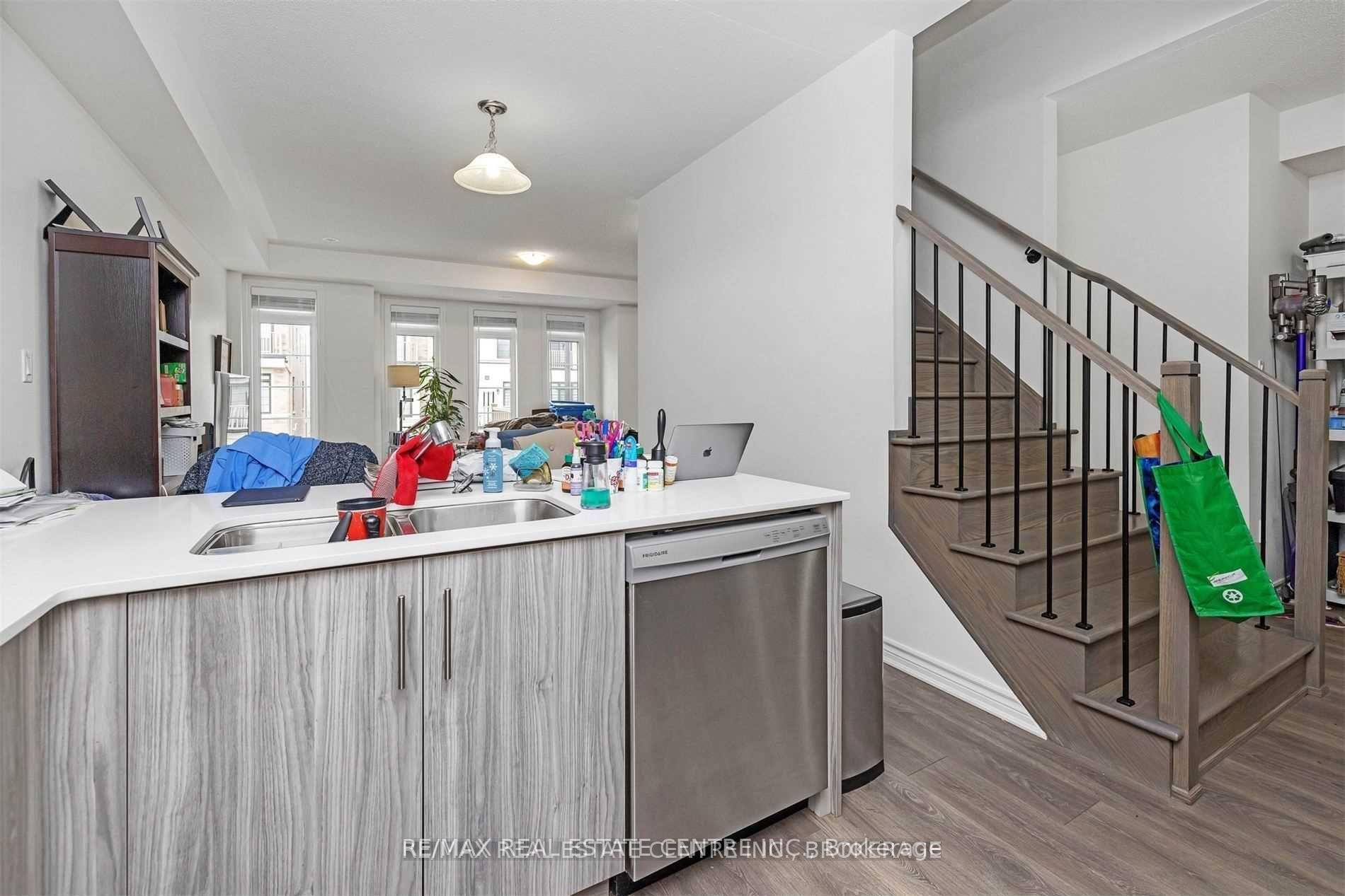 Photo 7 of 1171 Lloyd Landing Street, Milton, Ford — HOMEH