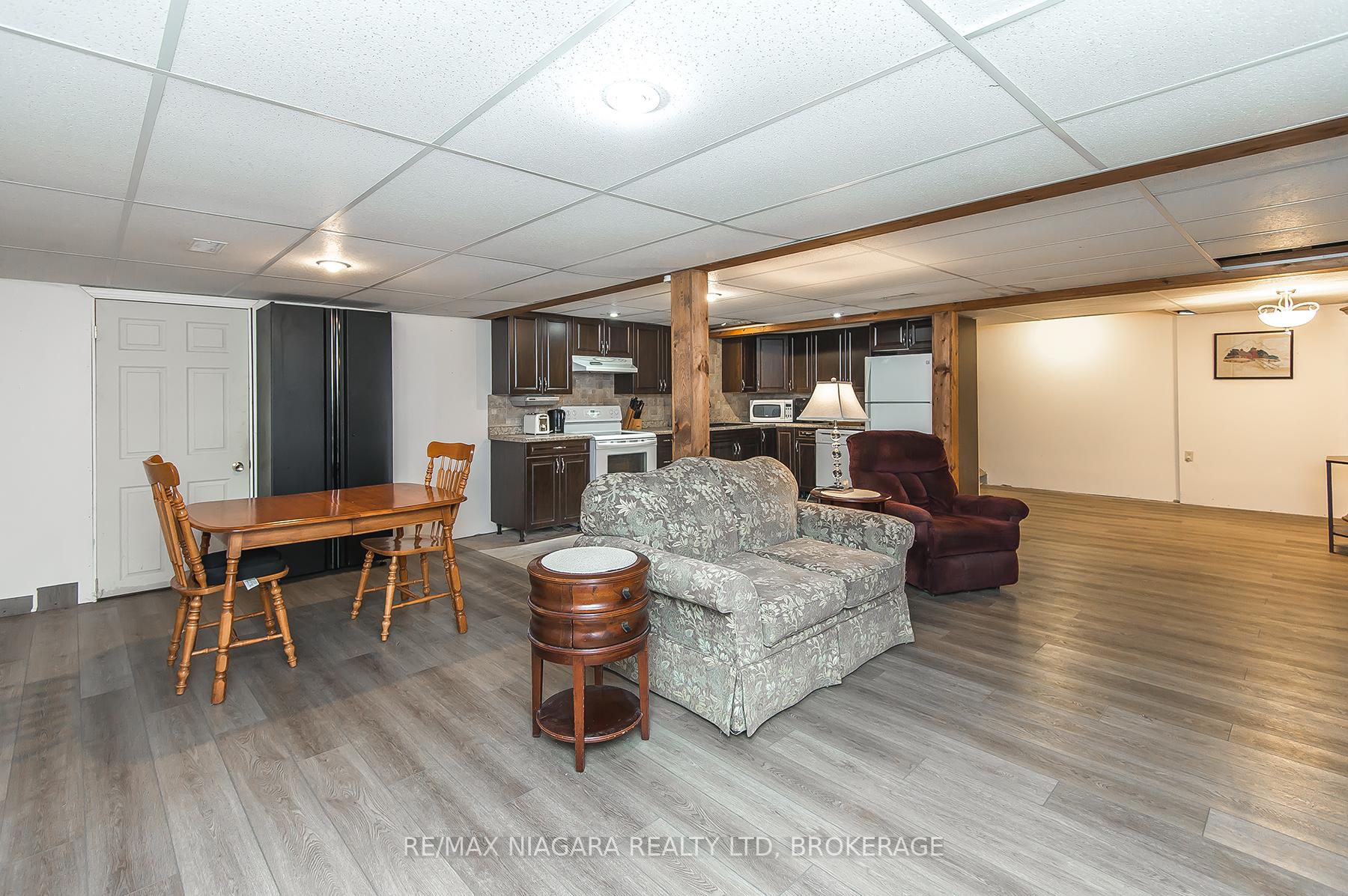 Photo 41 of 4530 Marshall Road, Niagara Falls, Lyons Creek — HOMEH