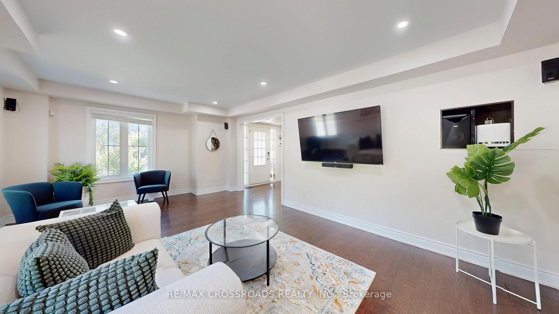 Photo 12 of 2436 Tillings Road, Pickering, Duffin Heights — HOMEH