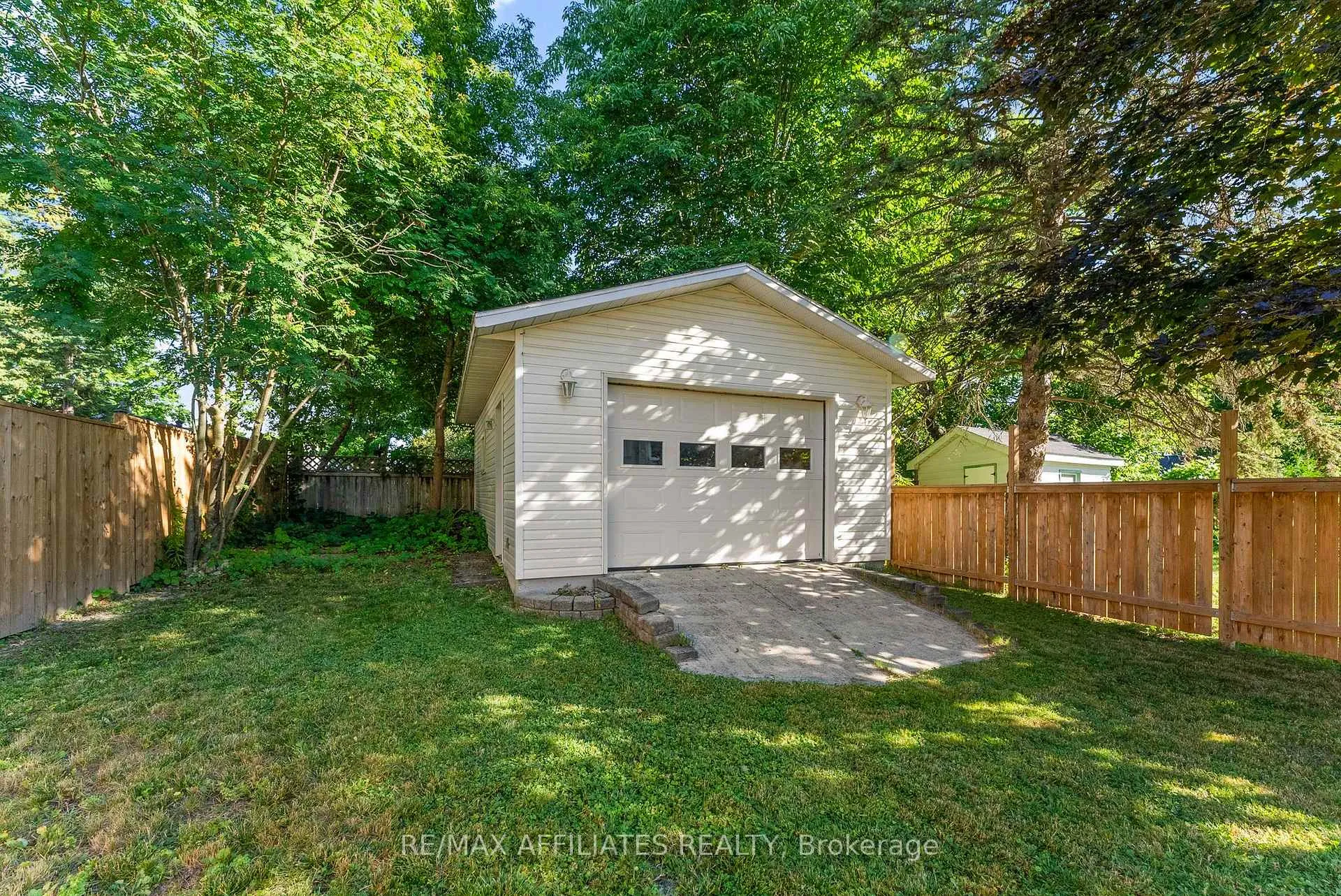 Photo 20 of 416 Dibble Street E, Prescott — HOMEH