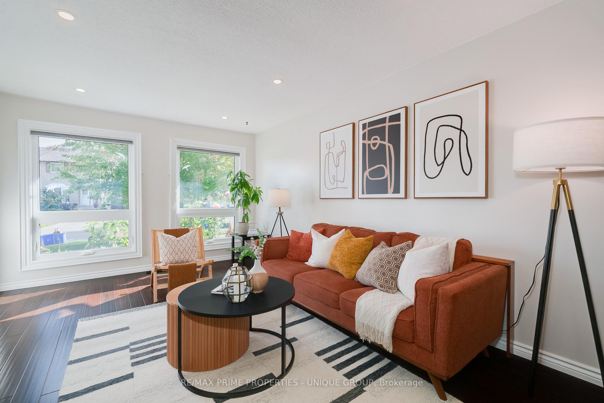 Photo 4 of 520 Muirfield Street, Oshawa, Donevan — HOMEH