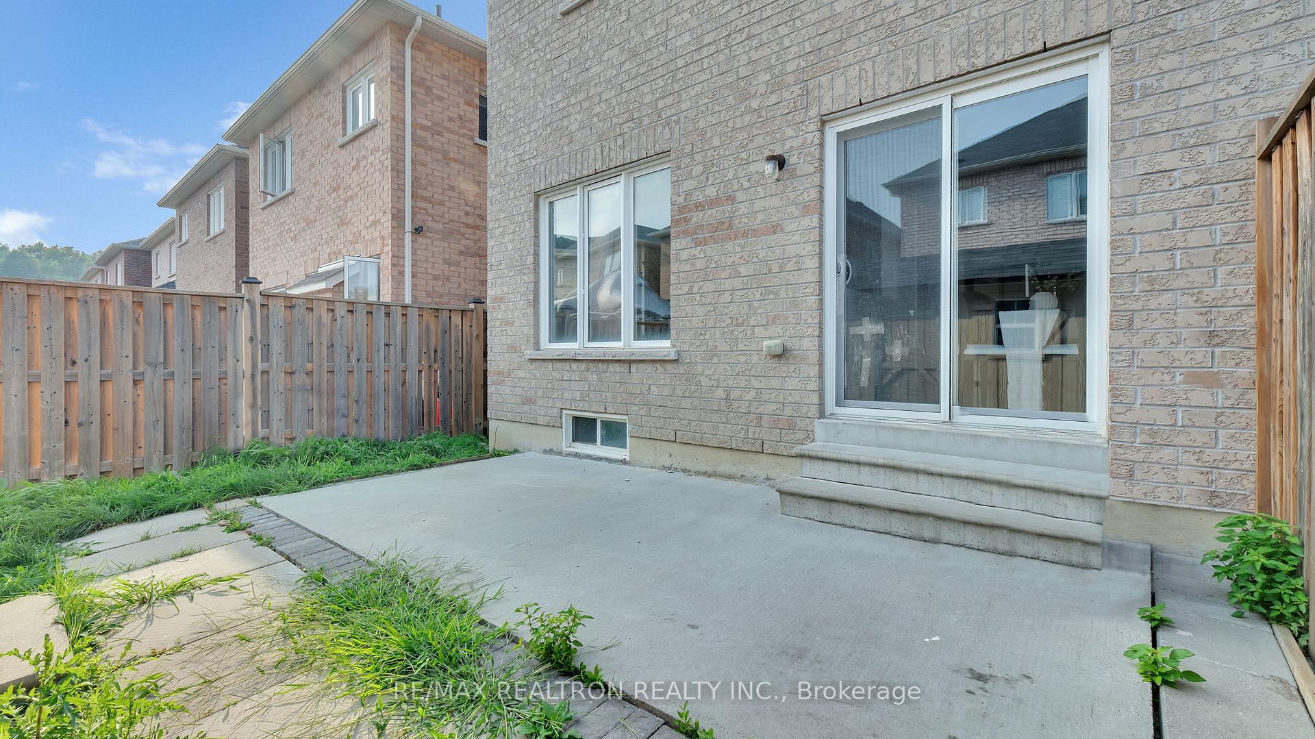 Photo 42 of 1585 Brandy Court, Pickering, Duffin Heights — HOMEH
