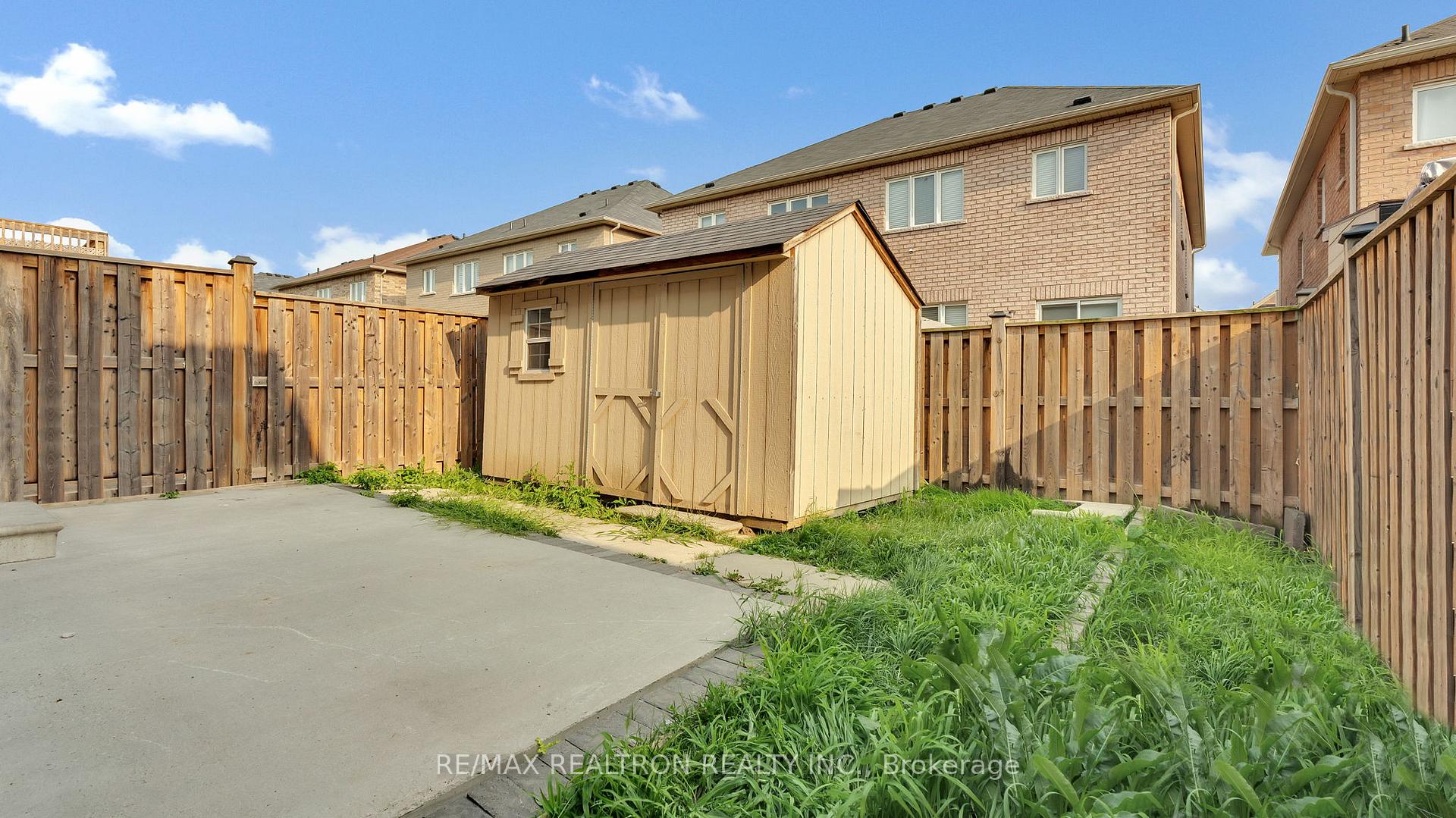 Photo 43 of 1585 Brandy Court, Pickering, Duffin Heights — HOMEH