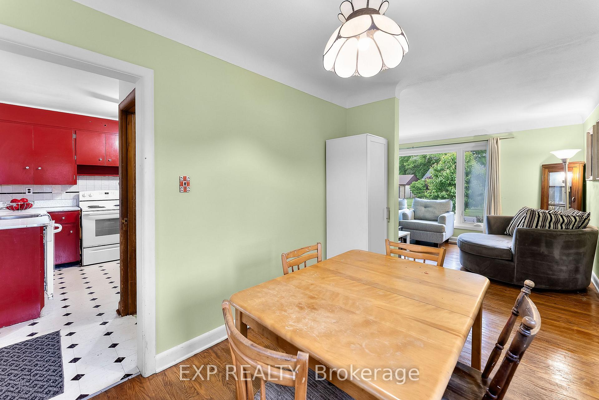 Photo 17 of 5667 Green Avenue, Niagara Falls, Ascot — HOMEH