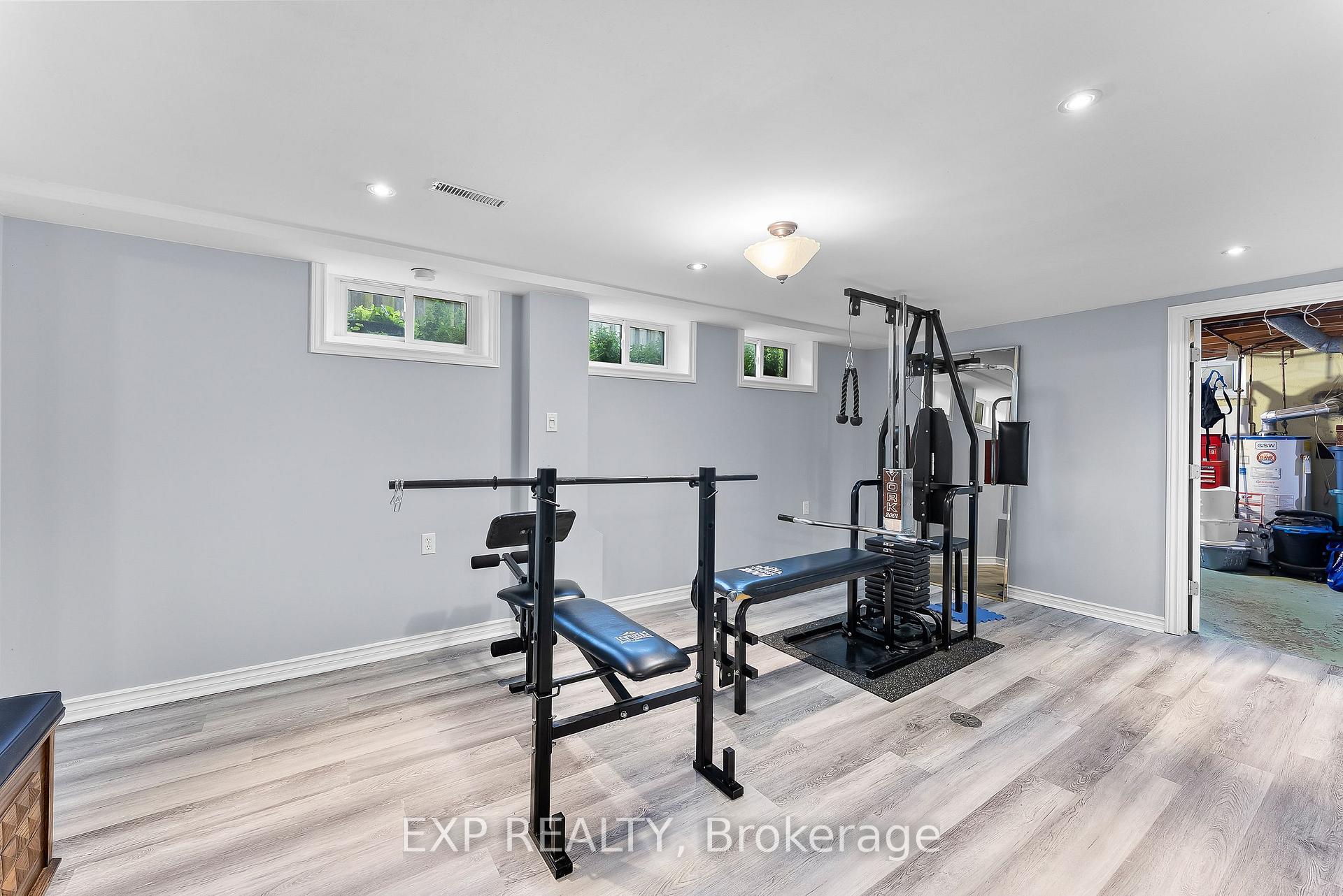 Photo 23 of 5667 Green Avenue, Niagara Falls, Ascot — HOMEH