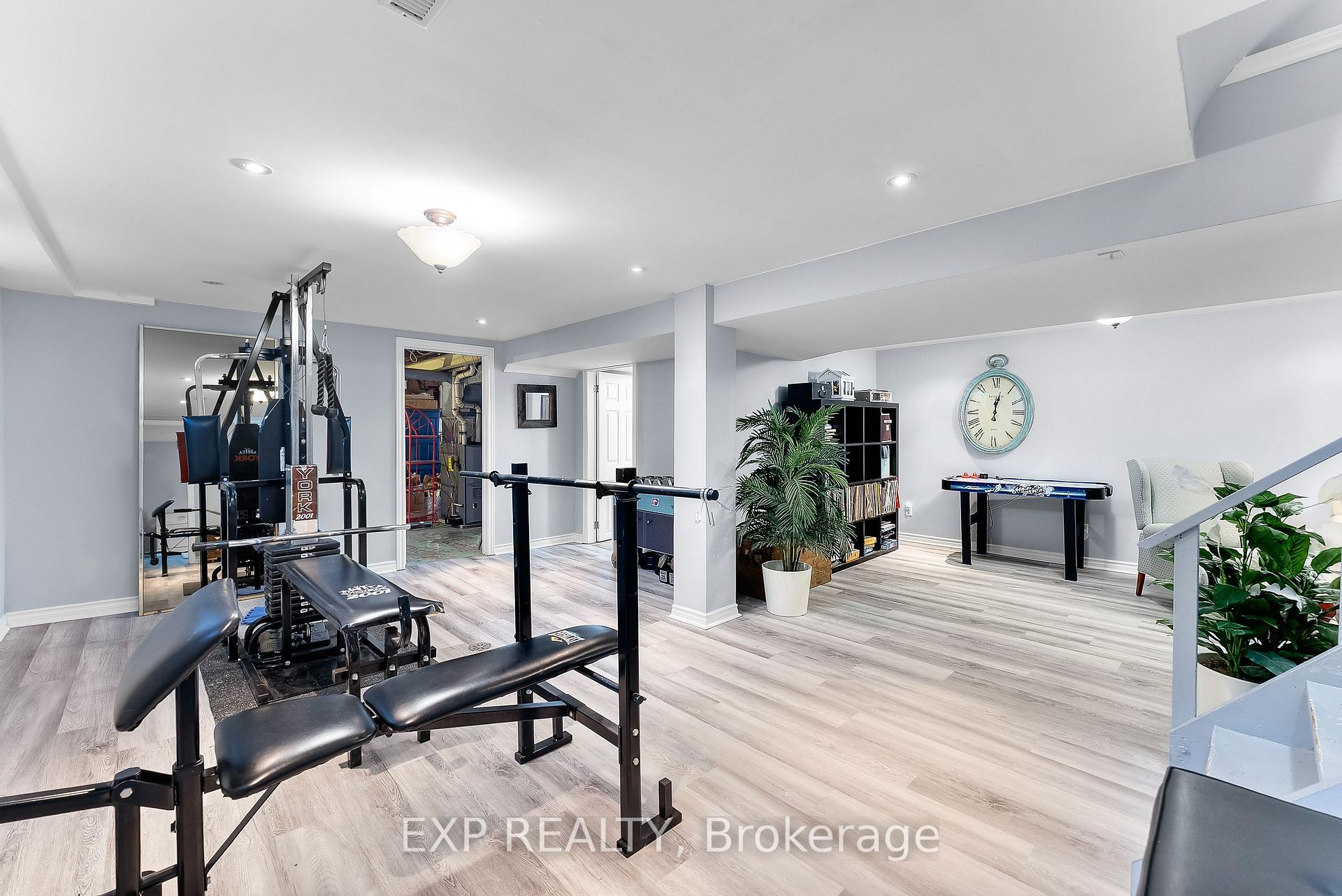 Photo 26 of 5667 Green Avenue, Niagara Falls, Ascot — HOMEH
