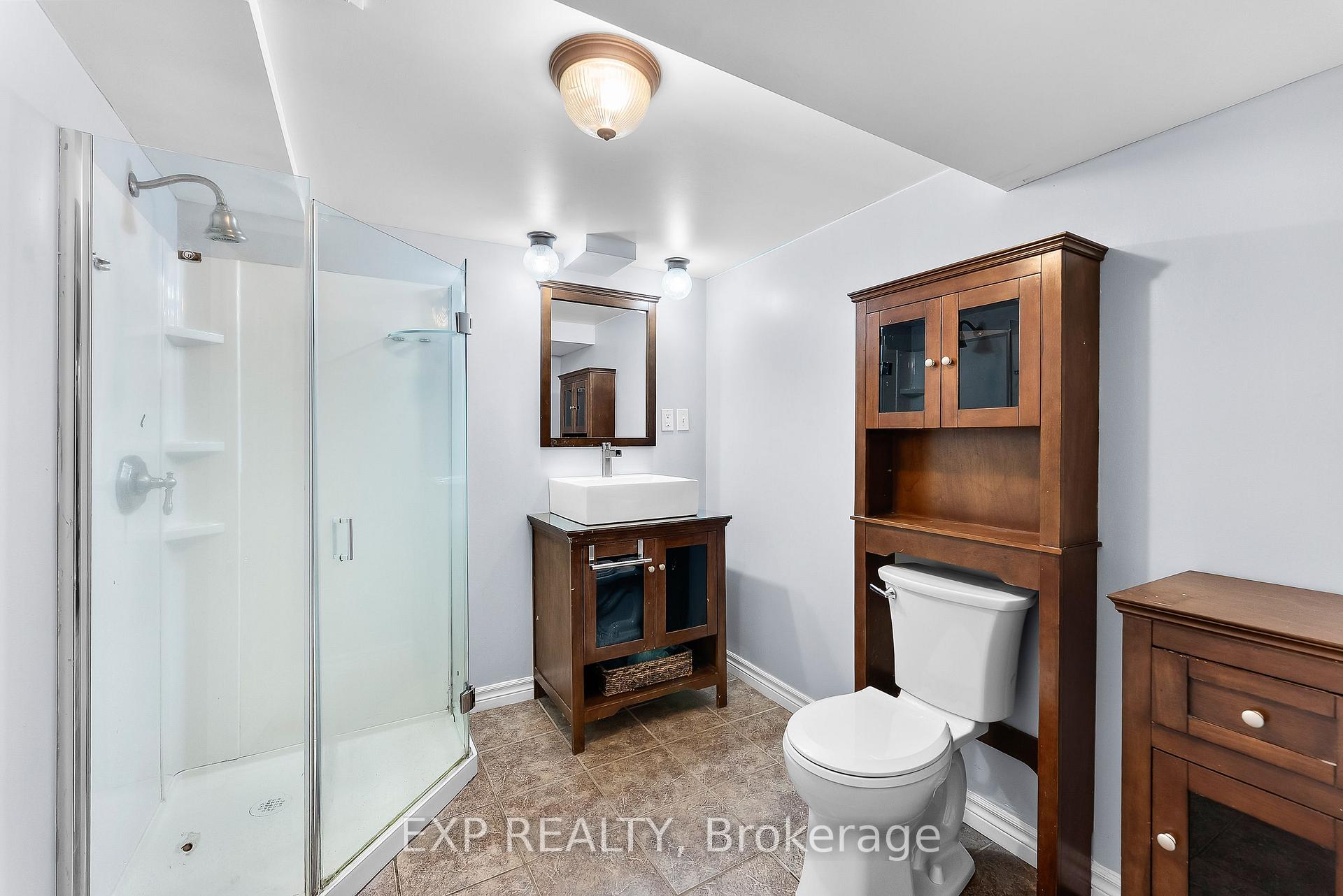 Photo 28 of 5667 Green Avenue, Niagara Falls, Ascot — HOMEH