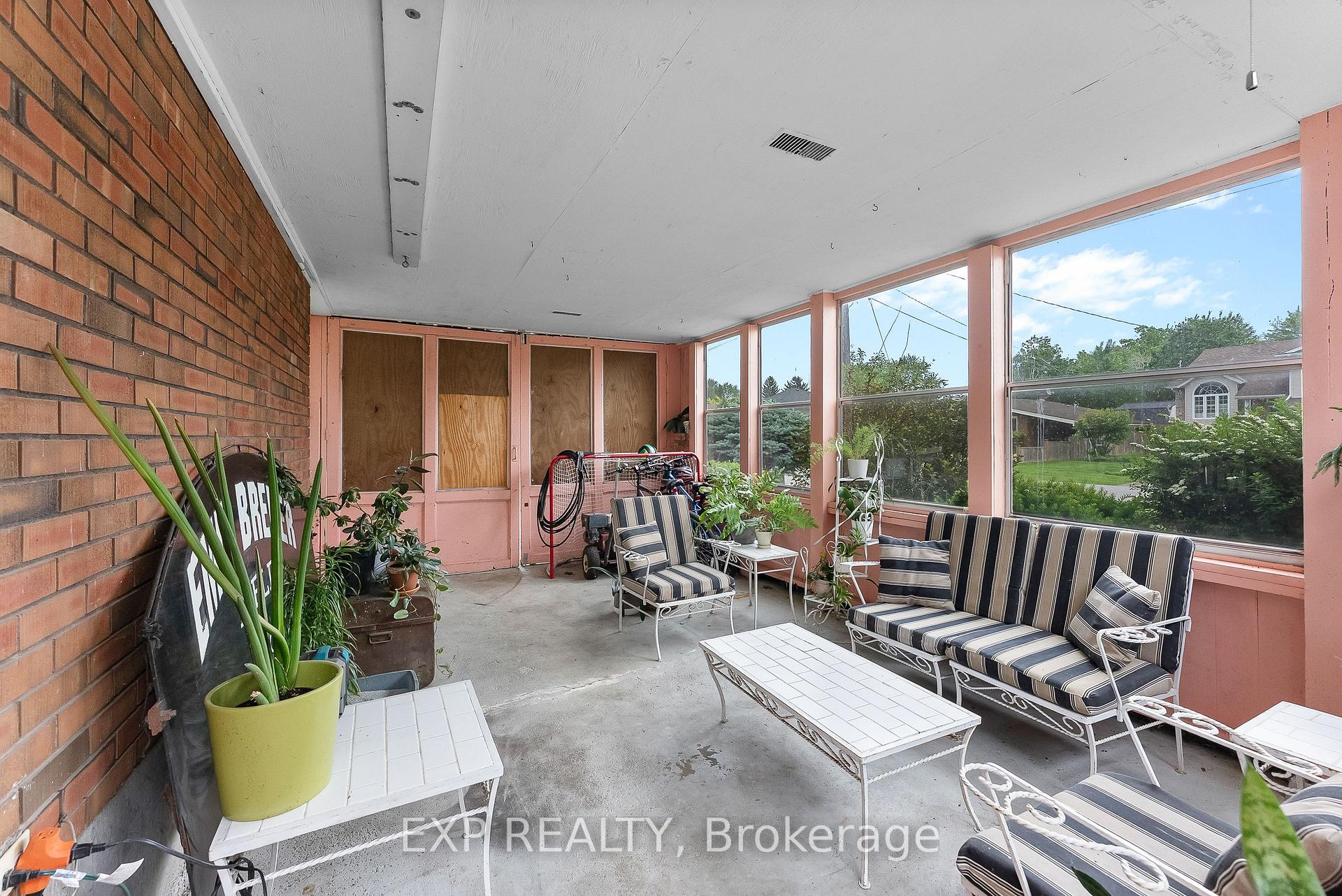 Photo 30 of 5667 Green Avenue, Niagara Falls, Ascot — HOMEH