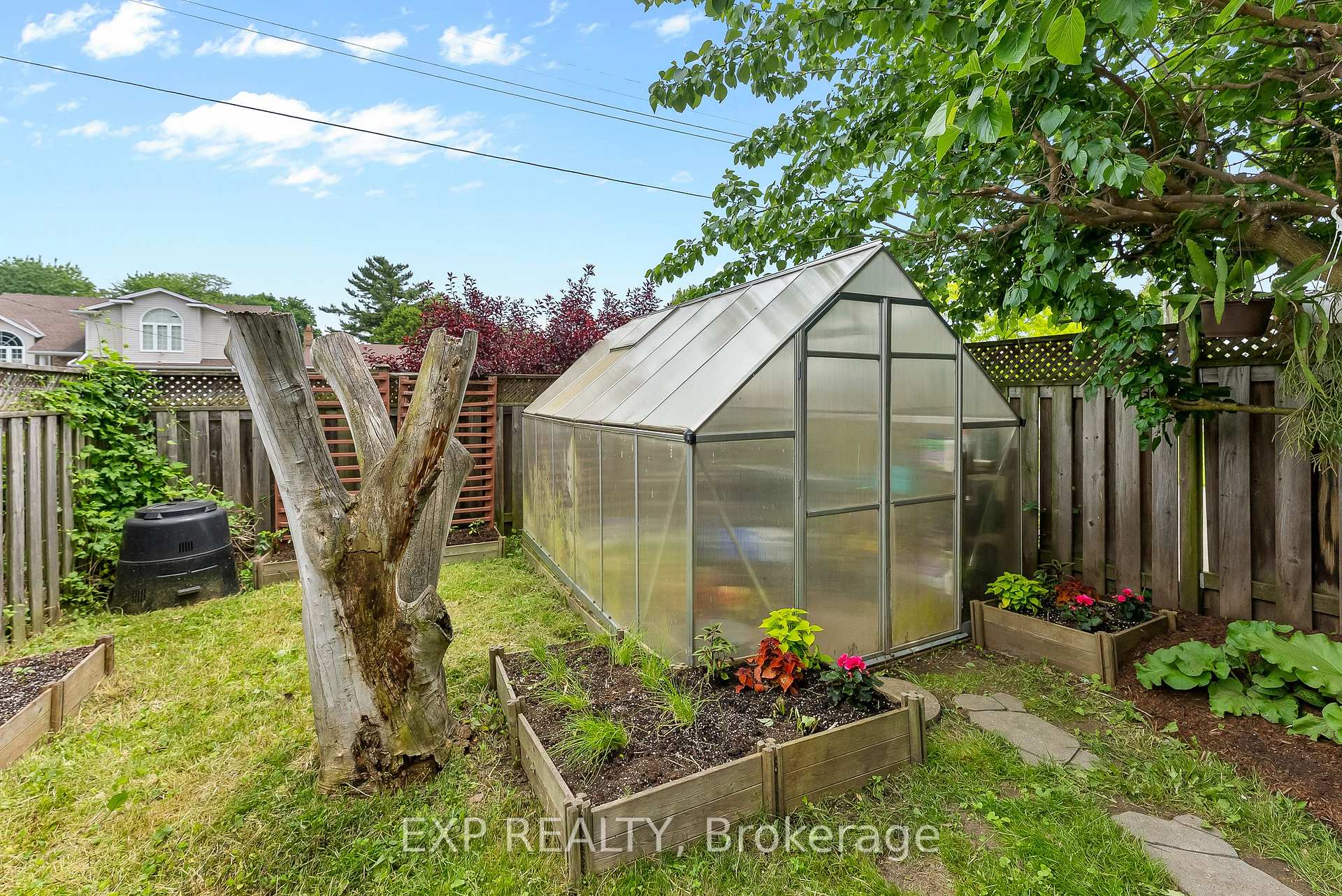 Photo 34 of 5667 Green Avenue, Niagara Falls, Ascot — HOMEH