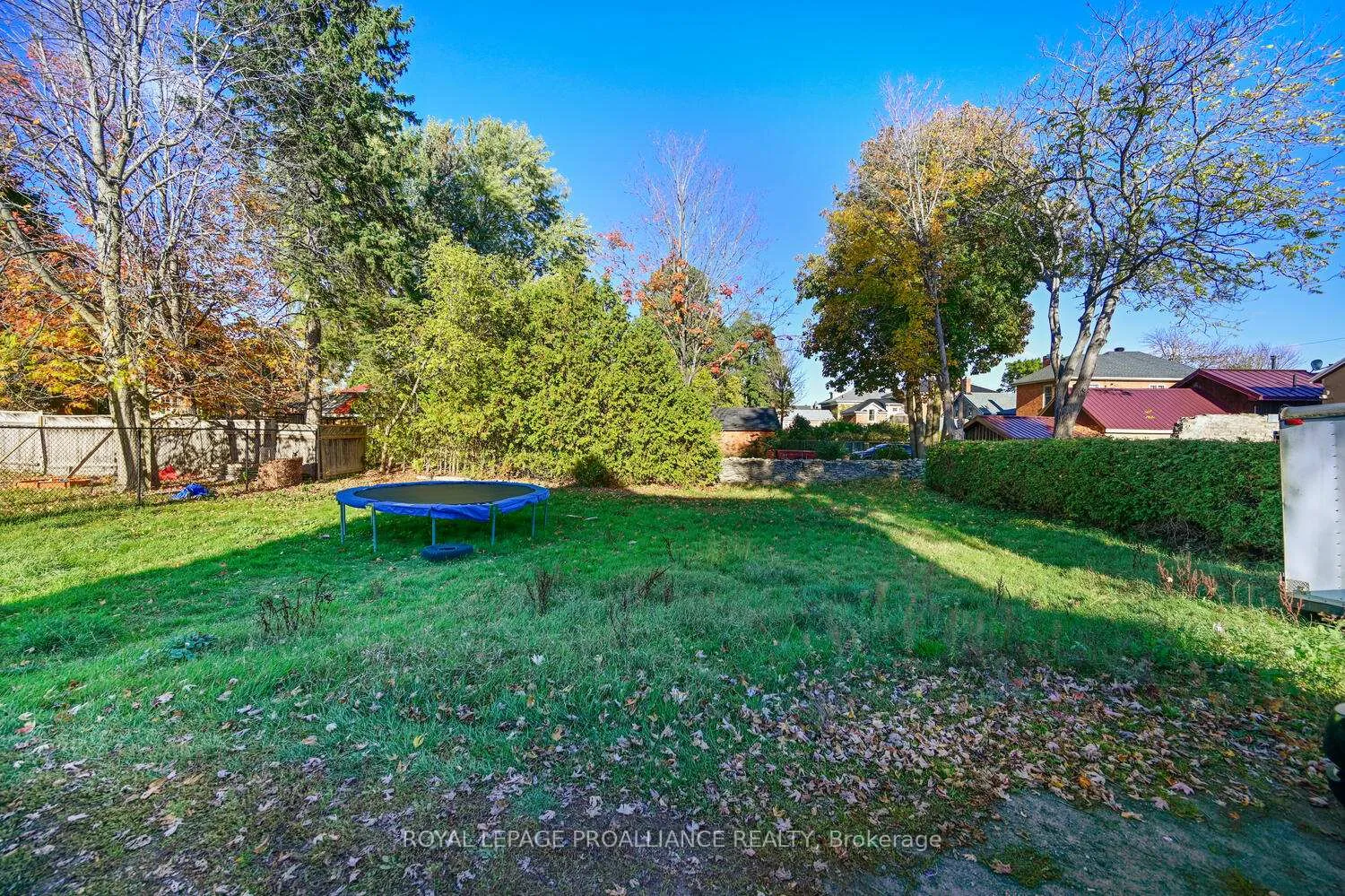 Photo 5 of 454 Edward Street S, Prescott — HOMEH