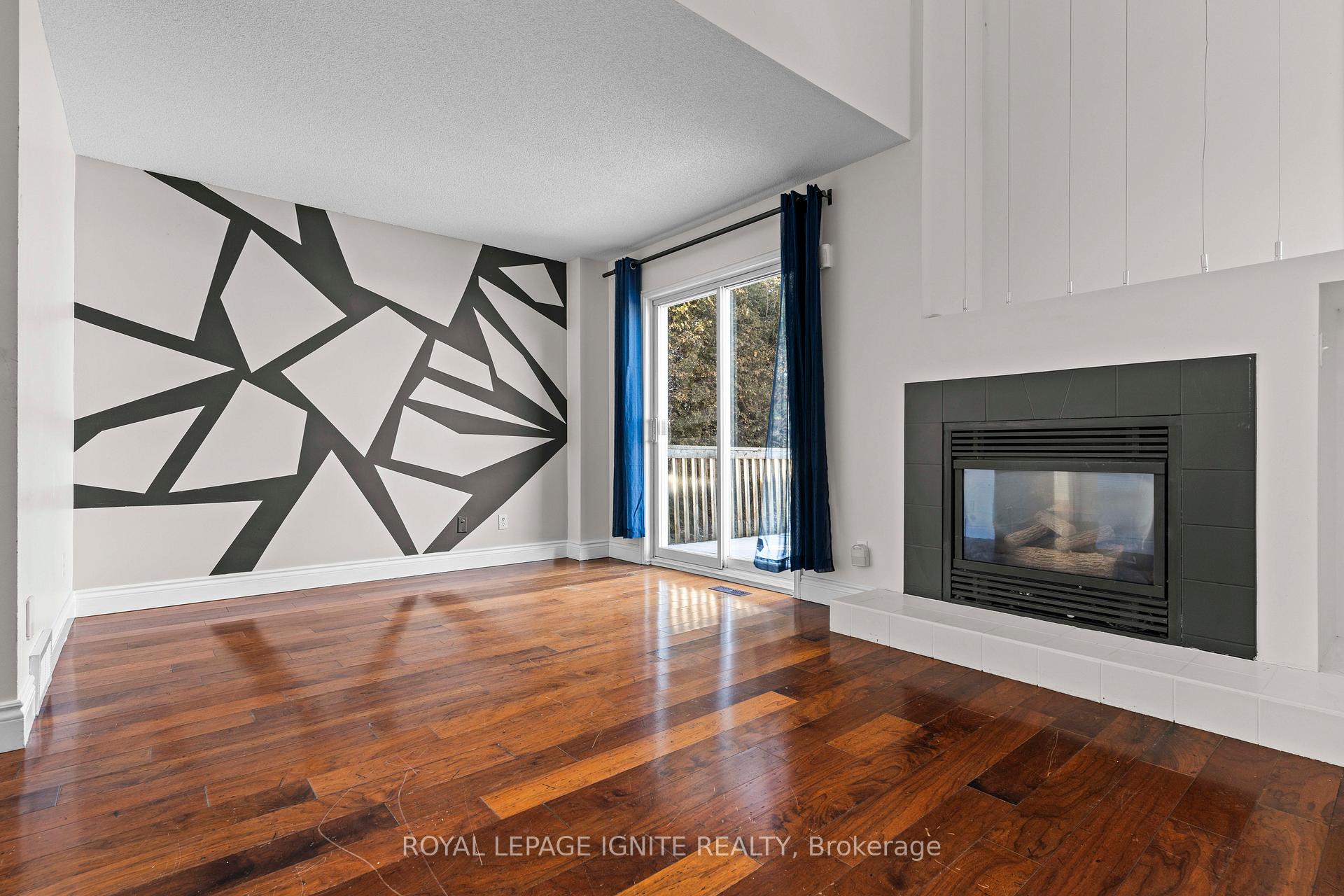 Photo 9 of 23 Kenwoods Circle, Kingston, Kingston East (Incl Barret Crt) — HOMEH