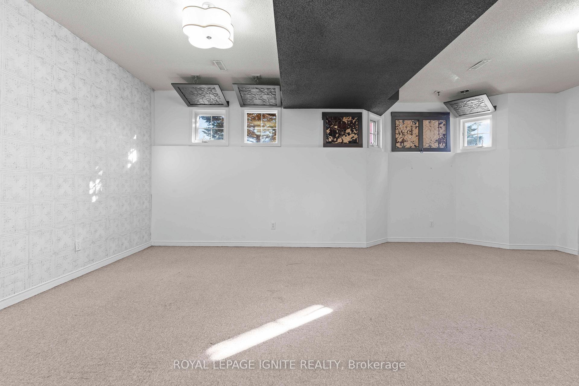 Photo 36 of 23 Kenwoods Circle, Kingston, Kingston East (Incl Barret Crt) — HOMEH