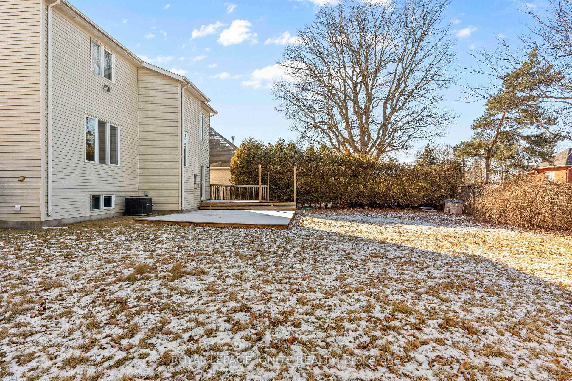 Photo 39 of 23 Kenwoods Circle, Kingston, Kingston East (Incl Barret Crt) — HOMEH