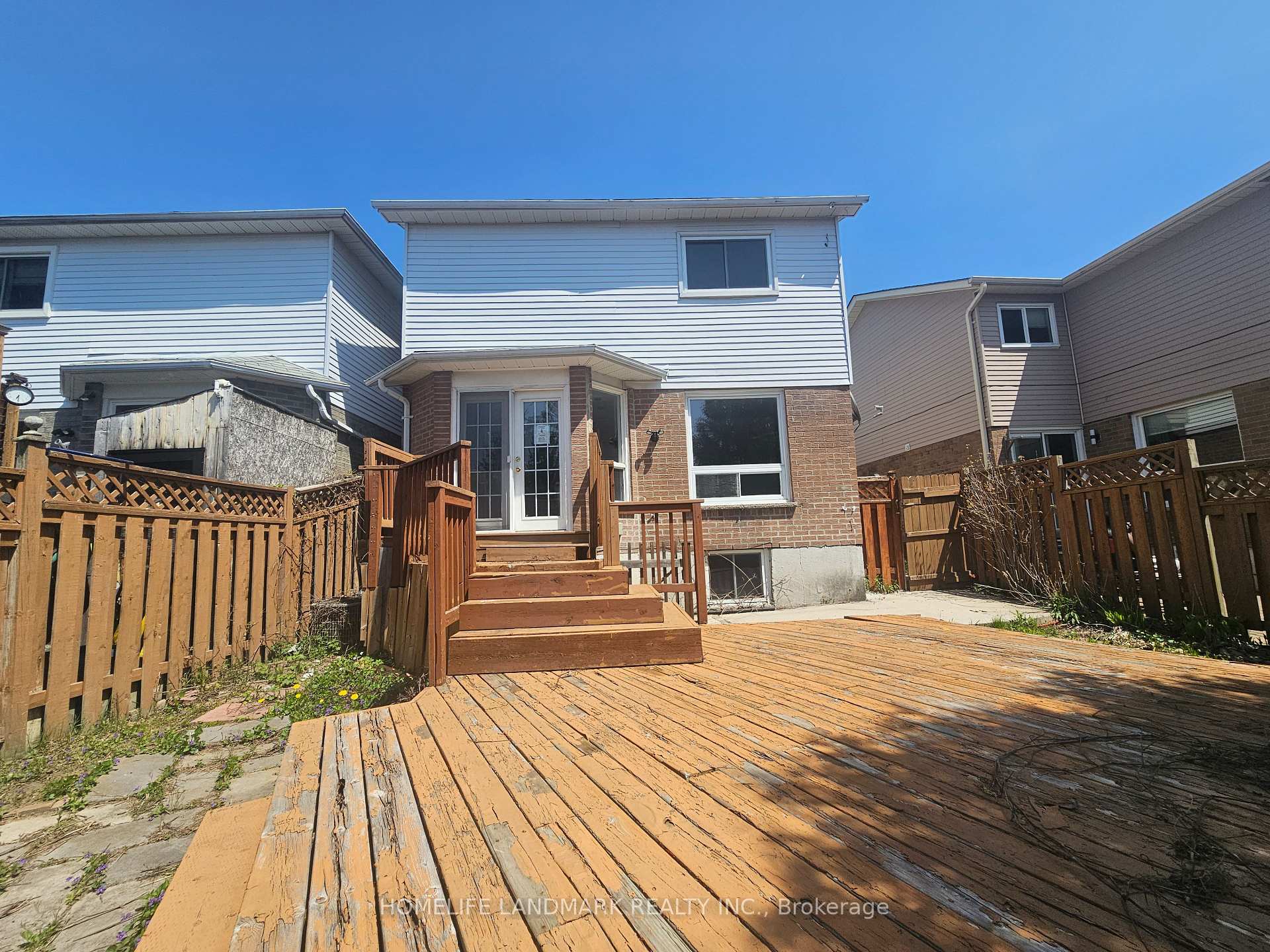 Photo 28 of 796 Bennett Crescent, Oshawa, Pinecrest — HOMEH