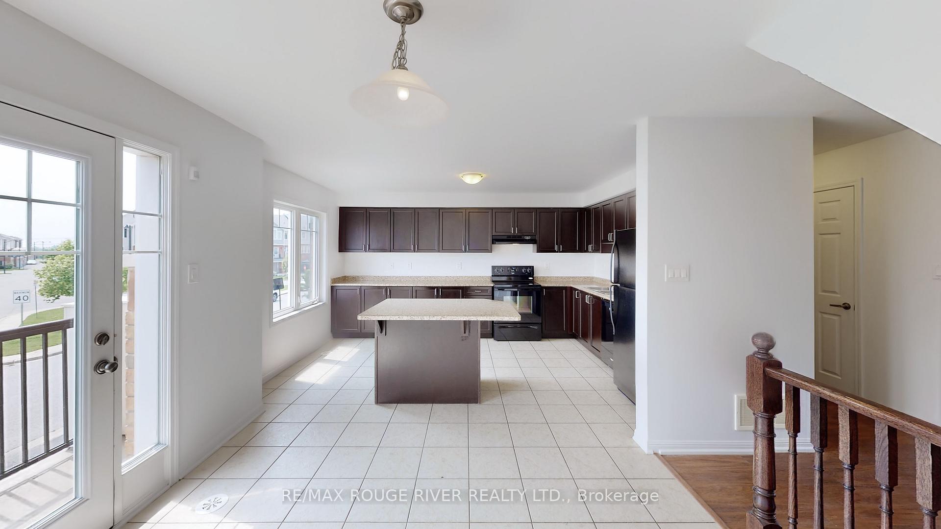 Photo 13 of 2416 Bronzedale Street, Pickering, Duffin Heights — HOMEH