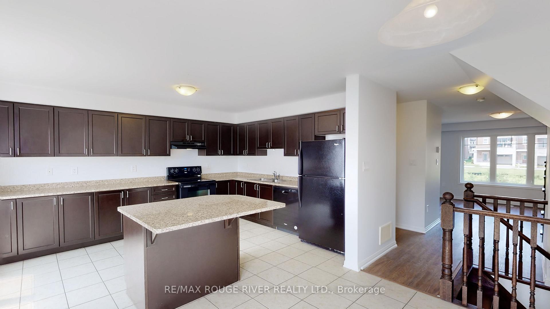 Photo 14 of 2416 Bronzedale Street, Pickering, Duffin Heights — HOMEH