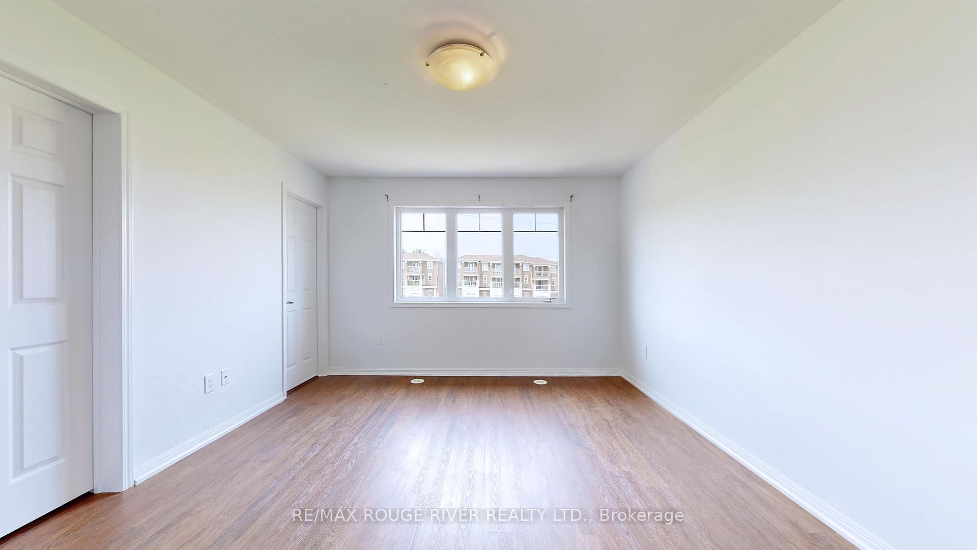 Photo 24 of 2416 Bronzedale Street, Pickering, Duffin Heights — HOMEH