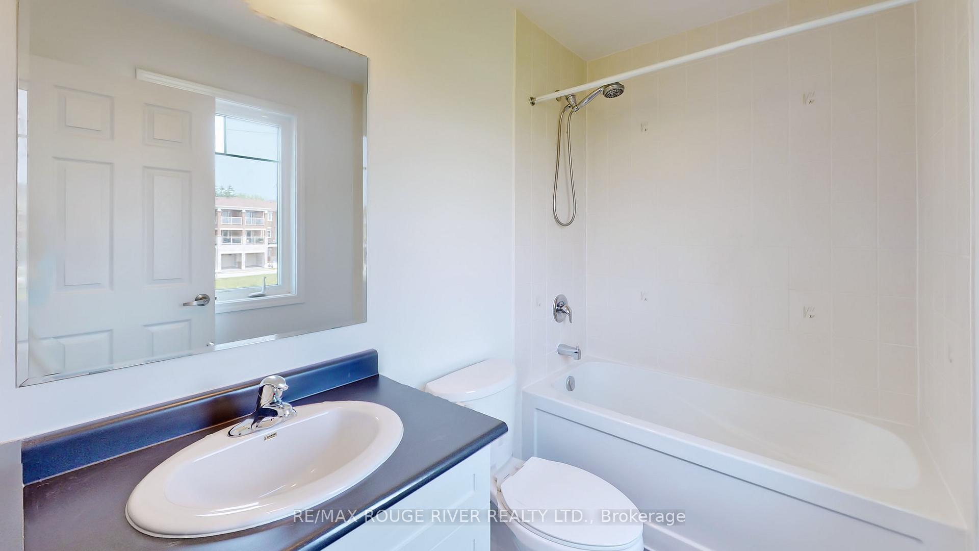 Photo 26 of 2416 Bronzedale Street, Pickering, Duffin Heights — HOMEH