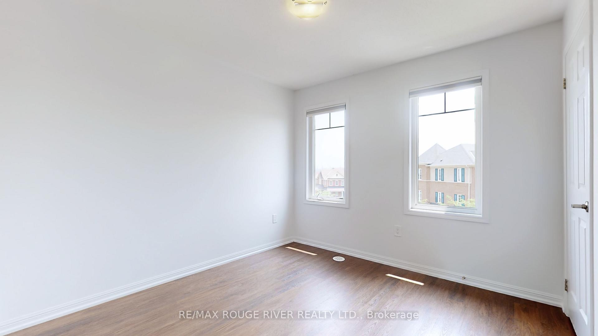 Photo 28 of 2416 Bronzedale Street, Pickering, Duffin Heights — HOMEH