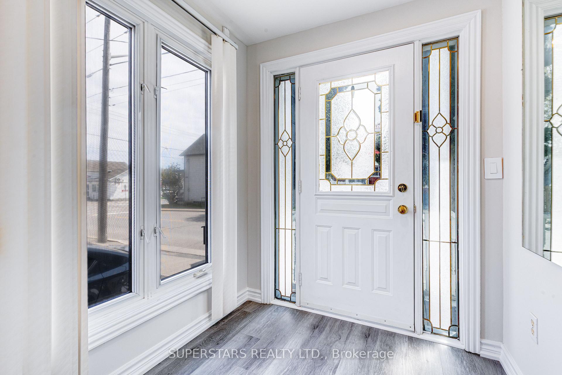 Photo 3 of Unit Unit 1, 40 Bruce Street, Oshawa, Central — HOMEH