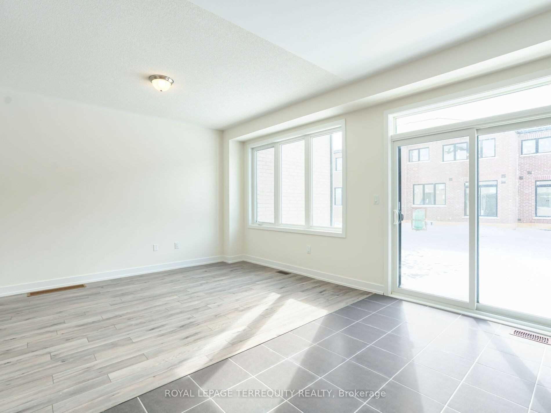 Photo 4 of 1556 Labine Point, Milton, Cobban — HOMEH
