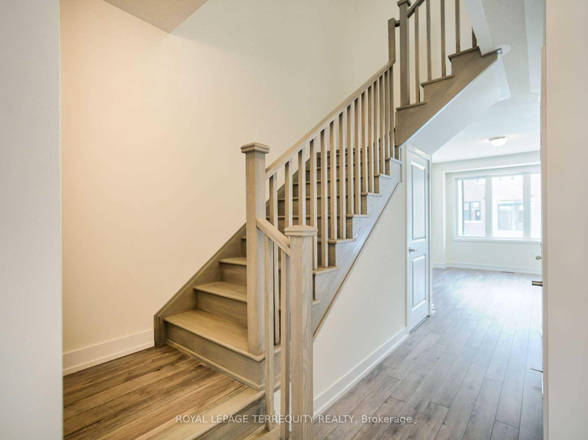 Photo 7 of 1556 Labine Point, Milton, Cobban — HOMEH